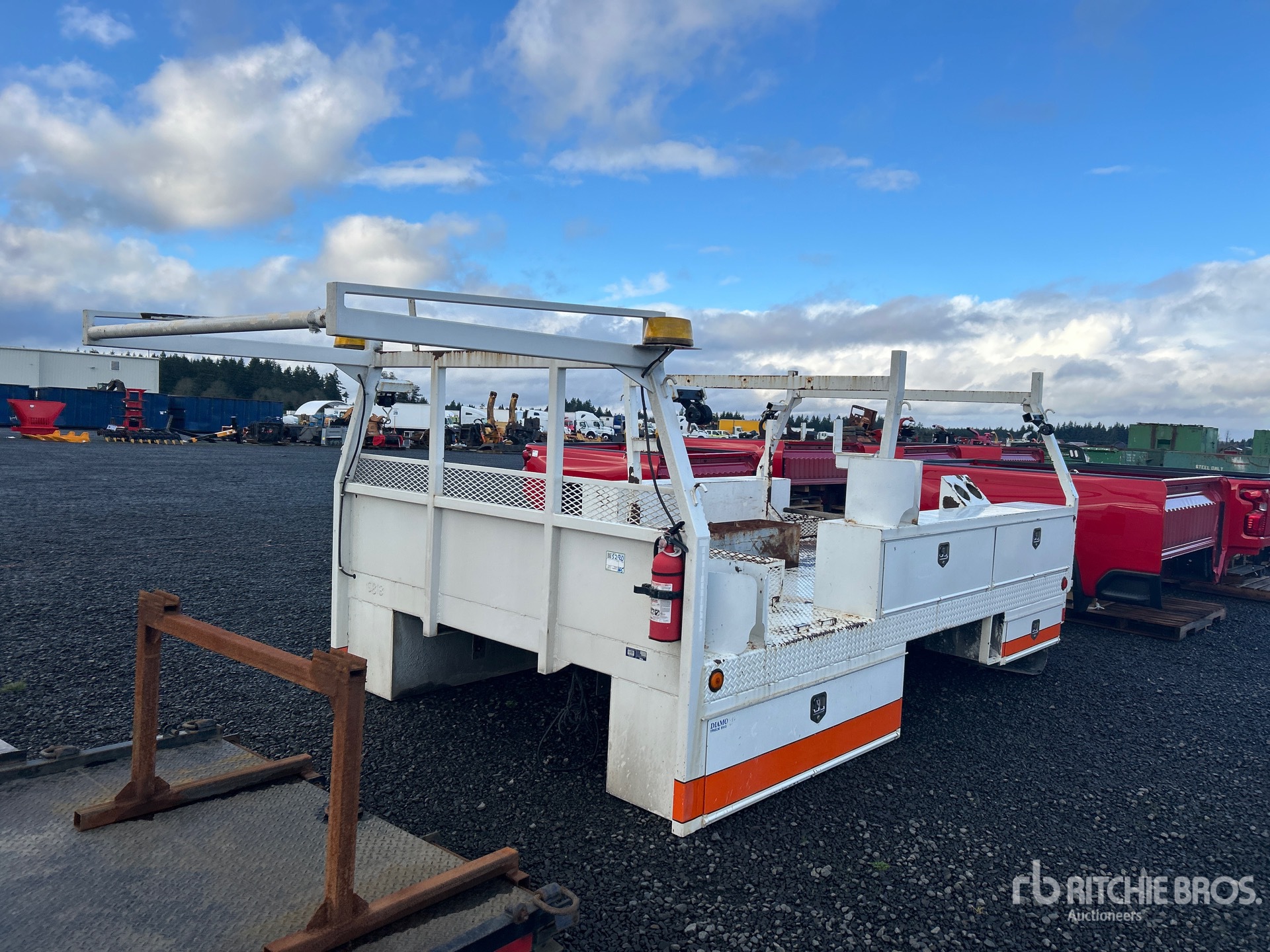 Aspect général with Image, coin avant gauche