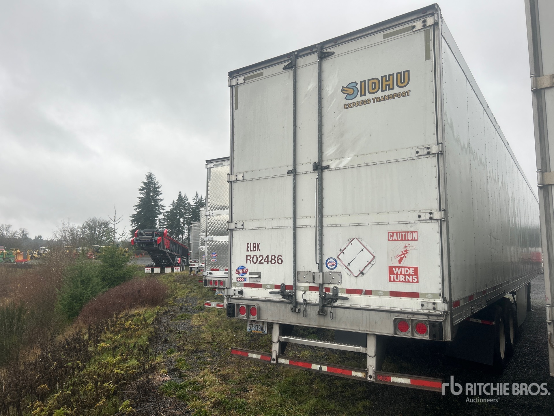 Aspect général with Image, coin arrière droit