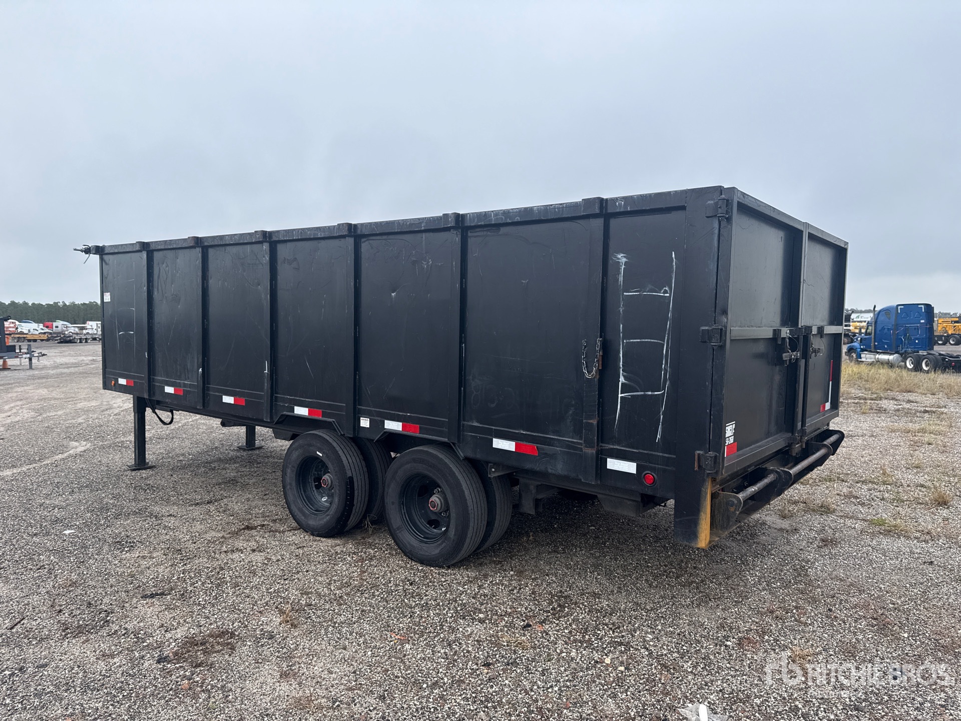 General Appearance with Imagen: esquina trasera izquierda