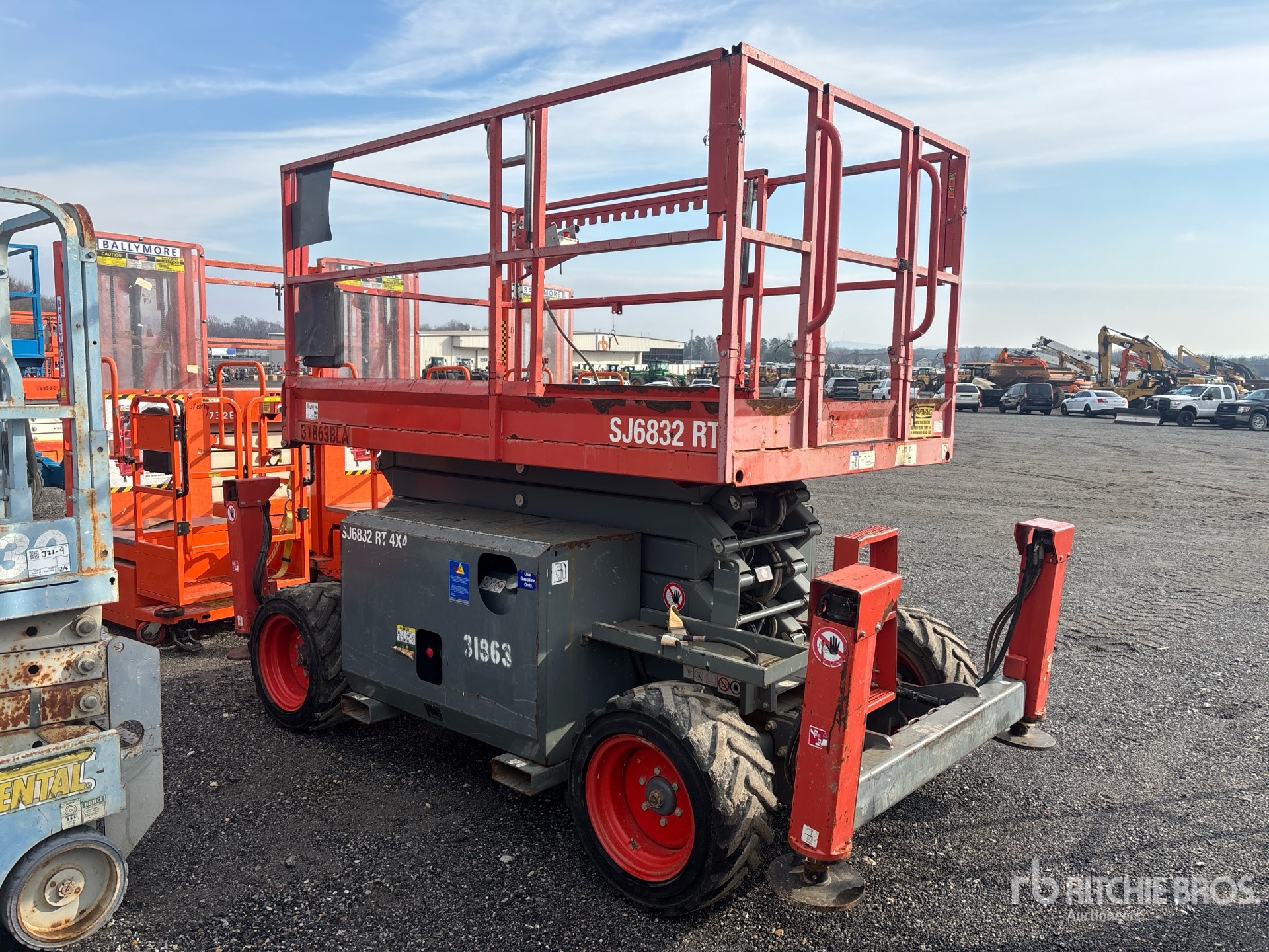 General Appearance with Picture, Left Rear Corner