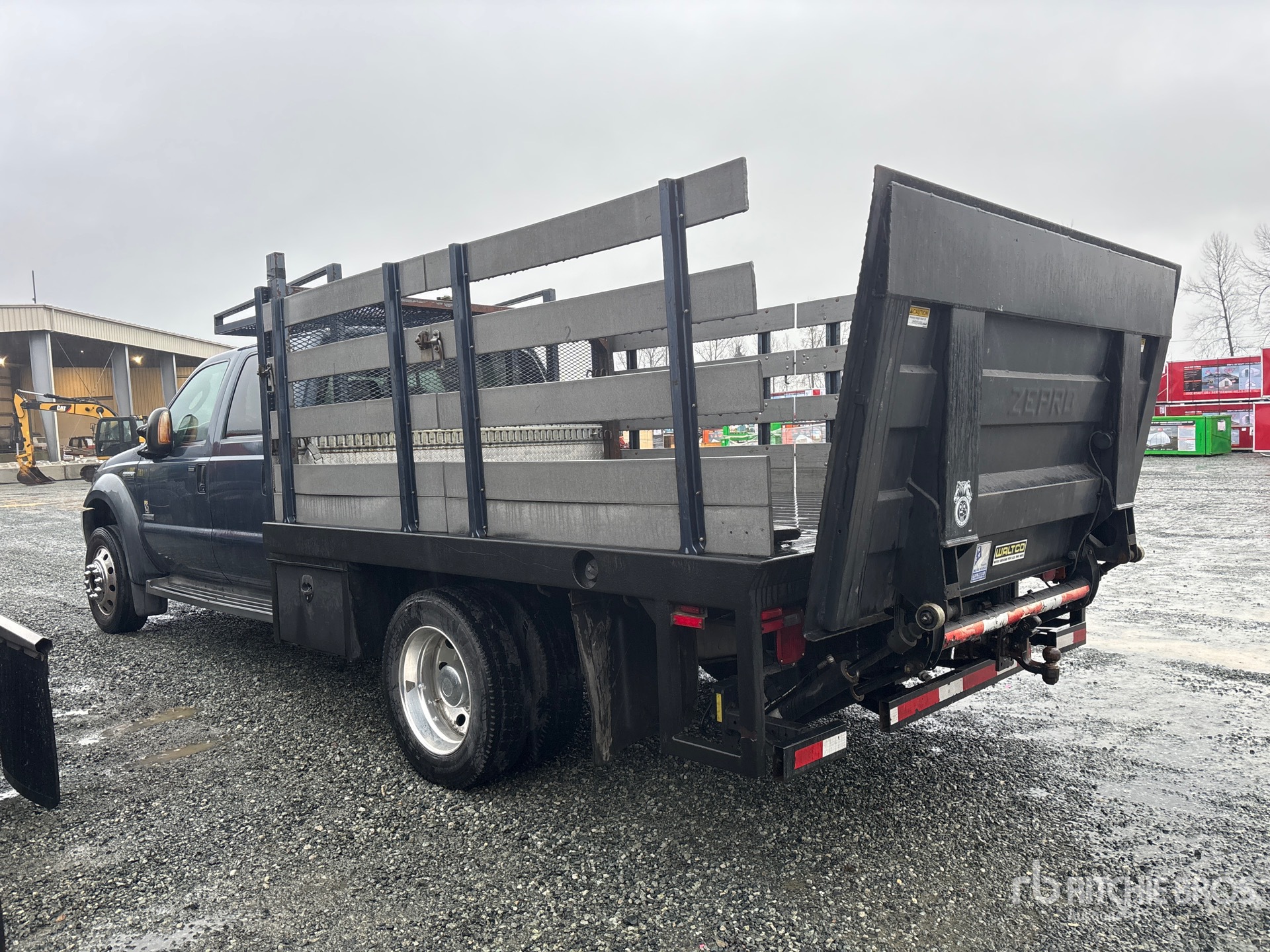 General Appearance with Imagen: esquina trasera izquierda