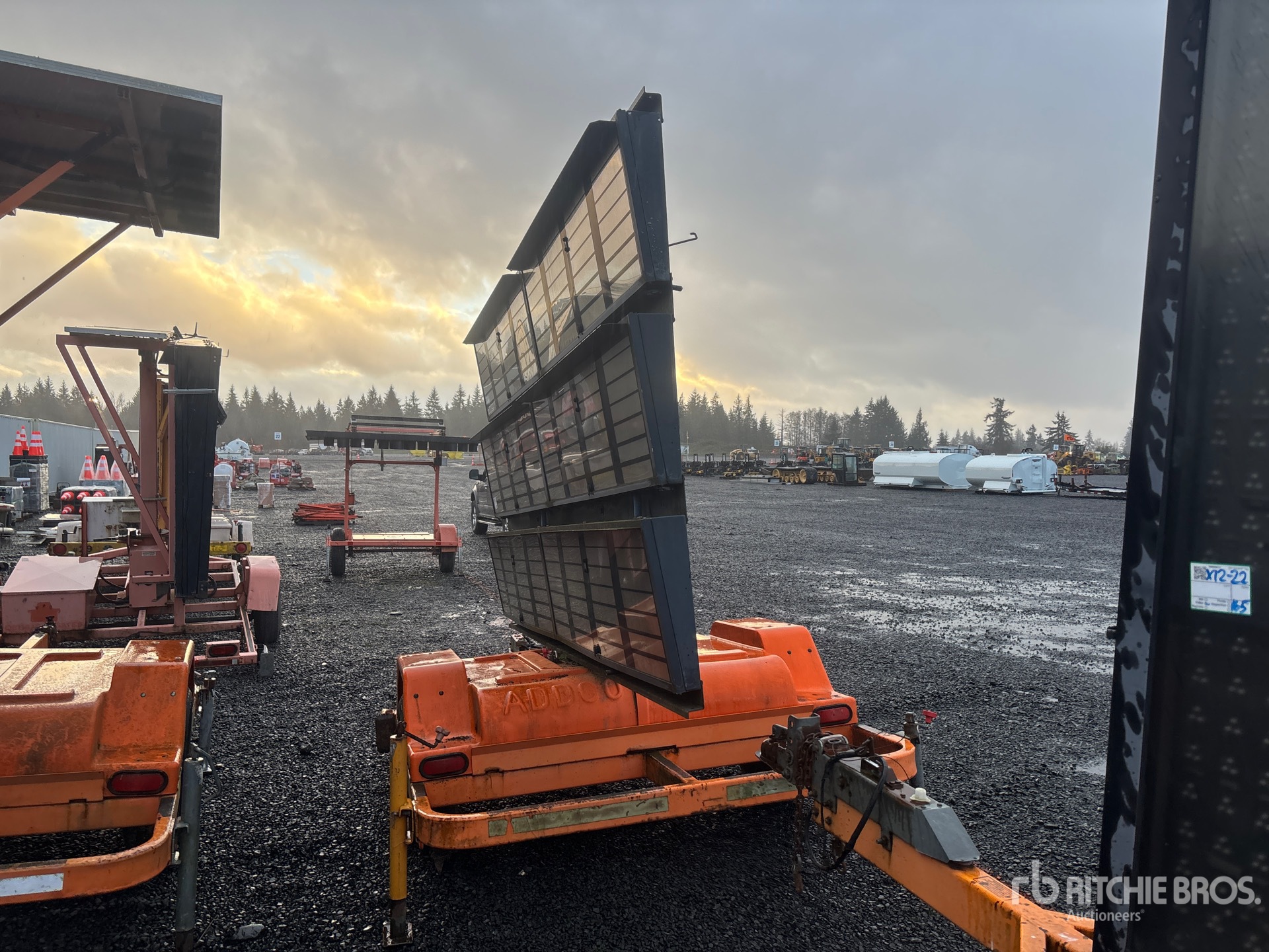 Aspect général with Image, coin arrière gauche