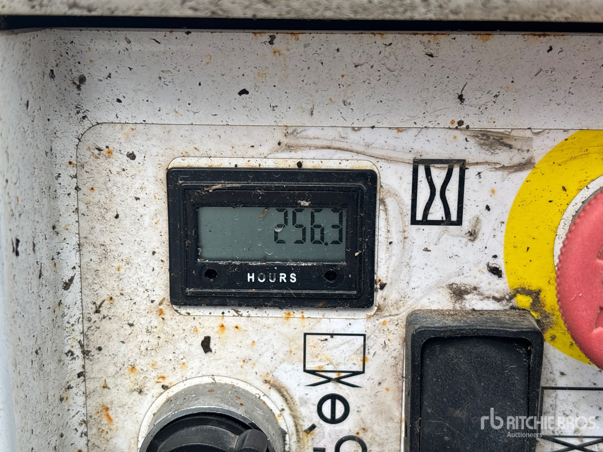 General Appearance with Hour Meter / Odometer