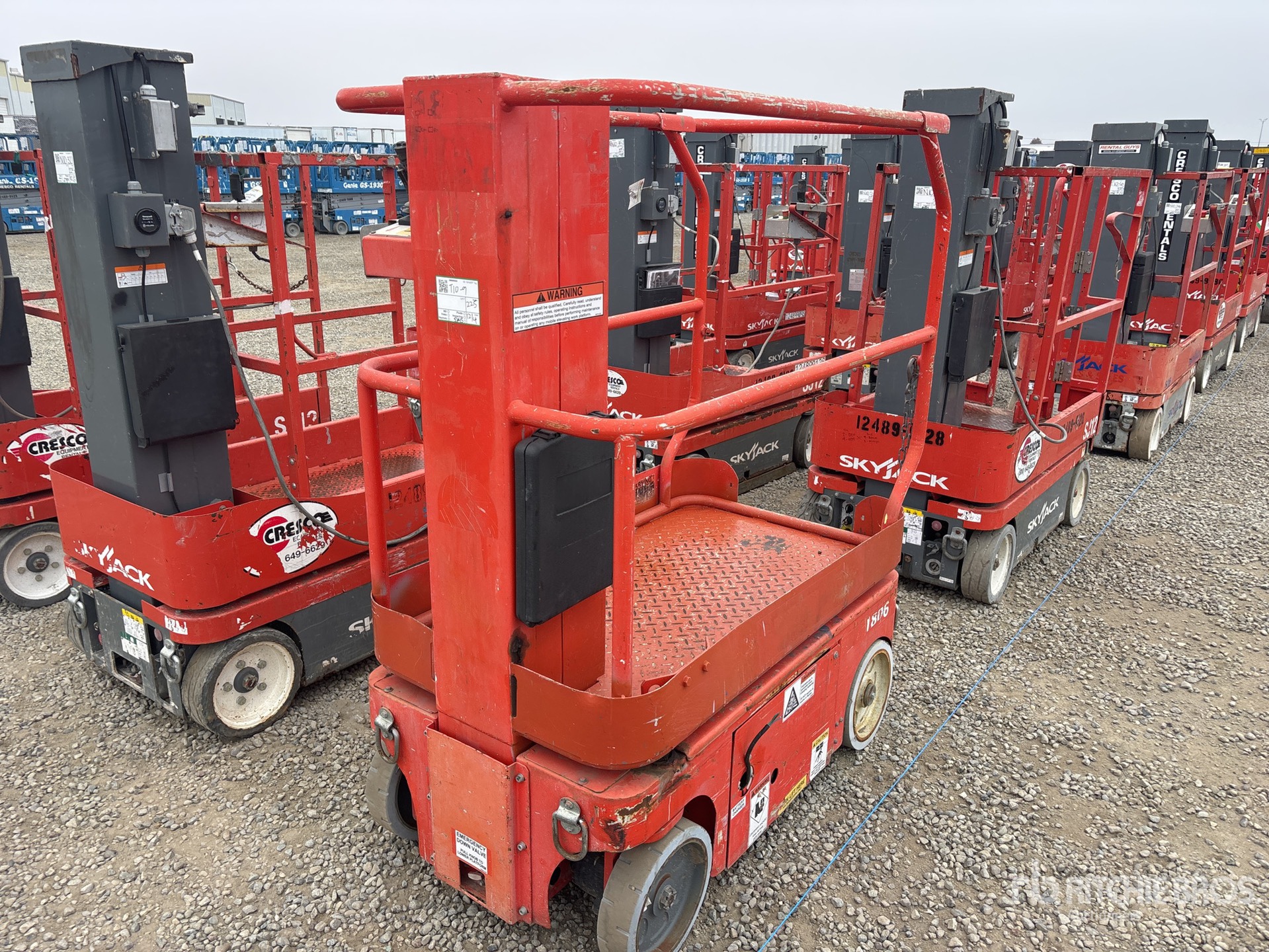 General Appearance with Featured Photo