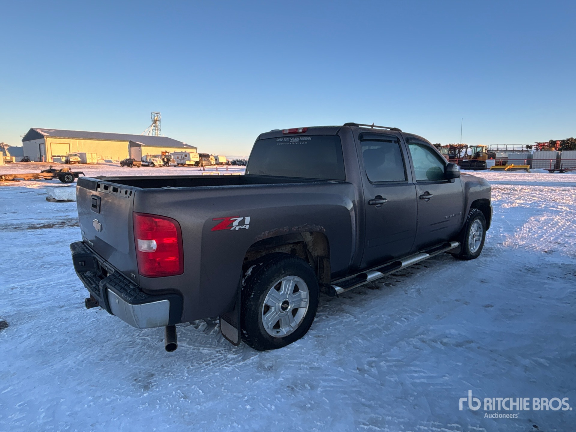 General Appearance with Picture, Right Rear Corner