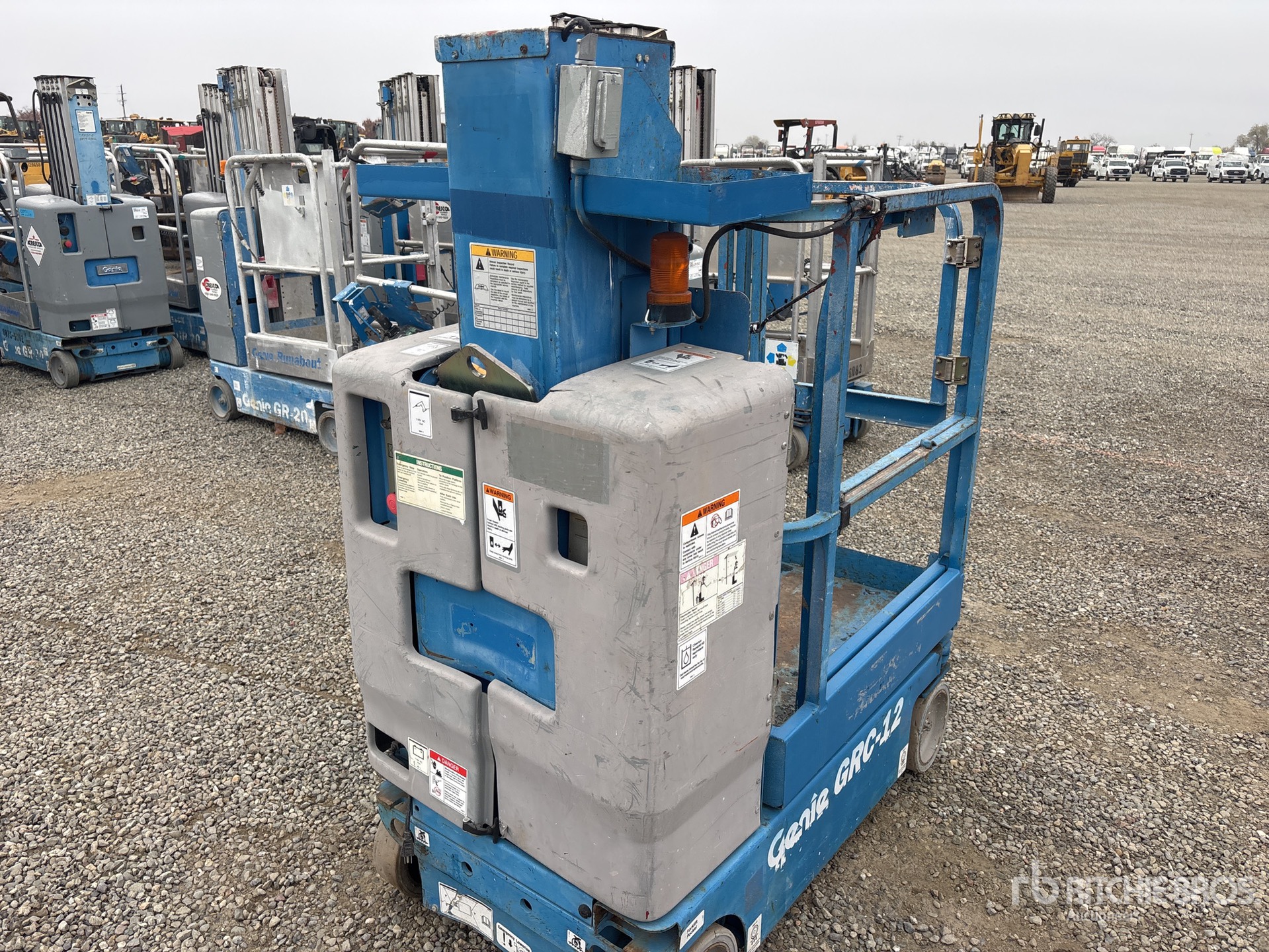 General Appearance with Featured Photo