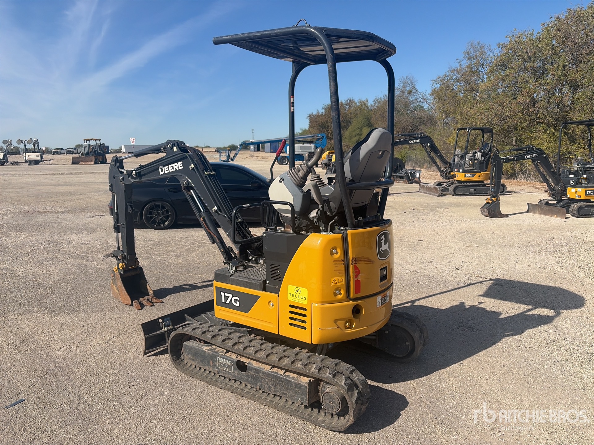 General Appearance with Picture, Left Rear Corner