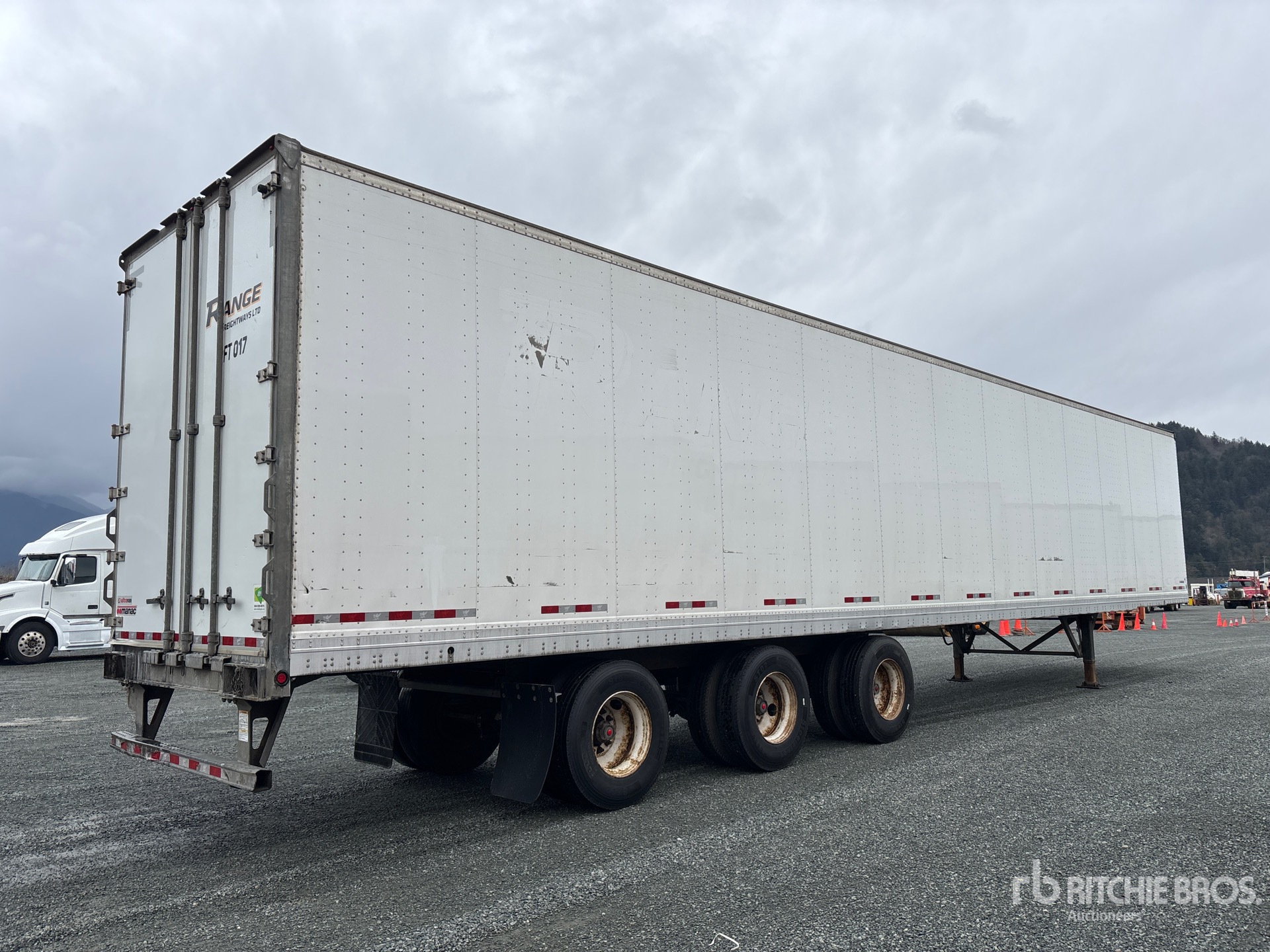 General Appearance with Imagen: esquina trasera derecha