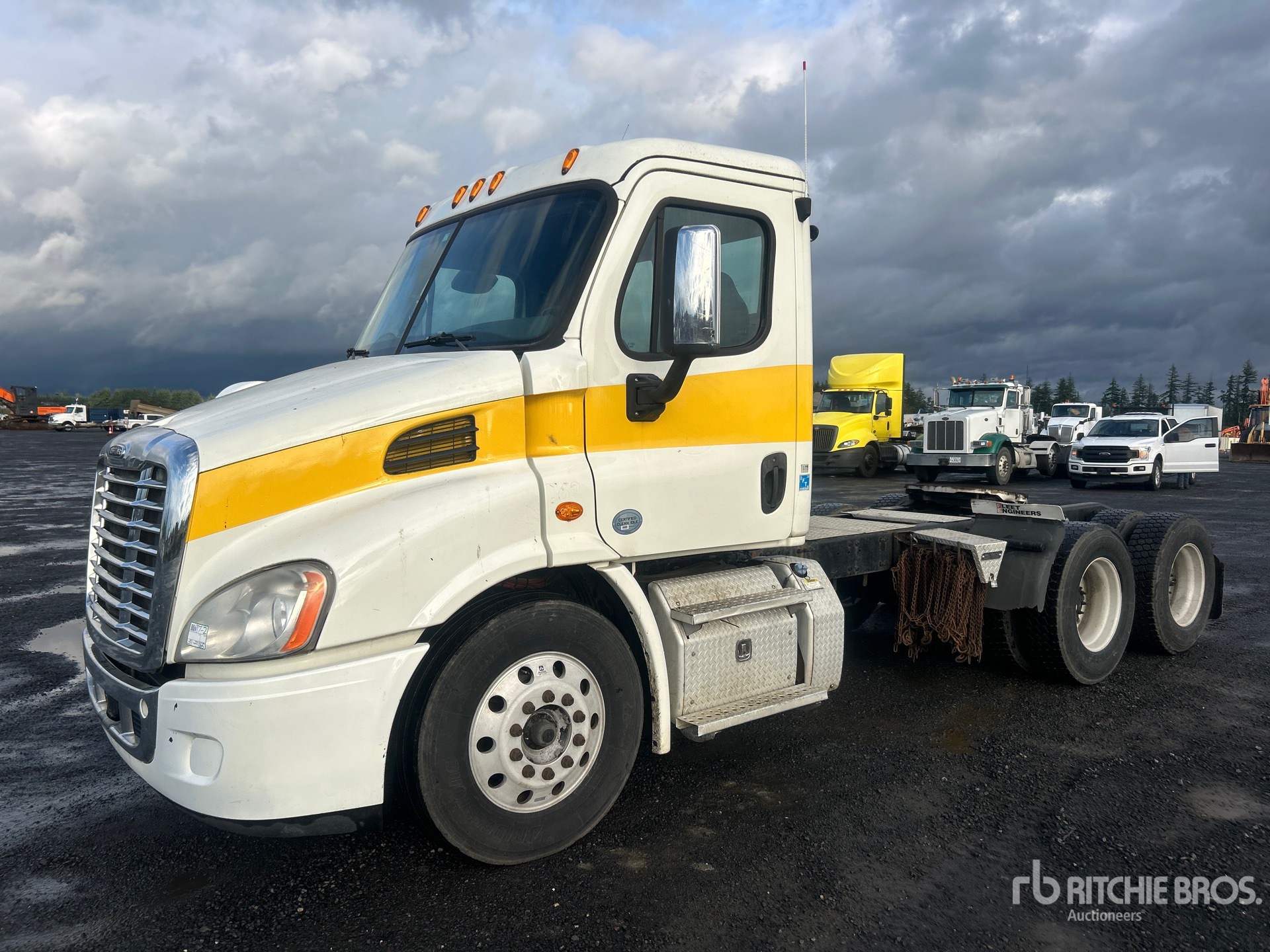 General Appearance with Picture, Left Front Corner