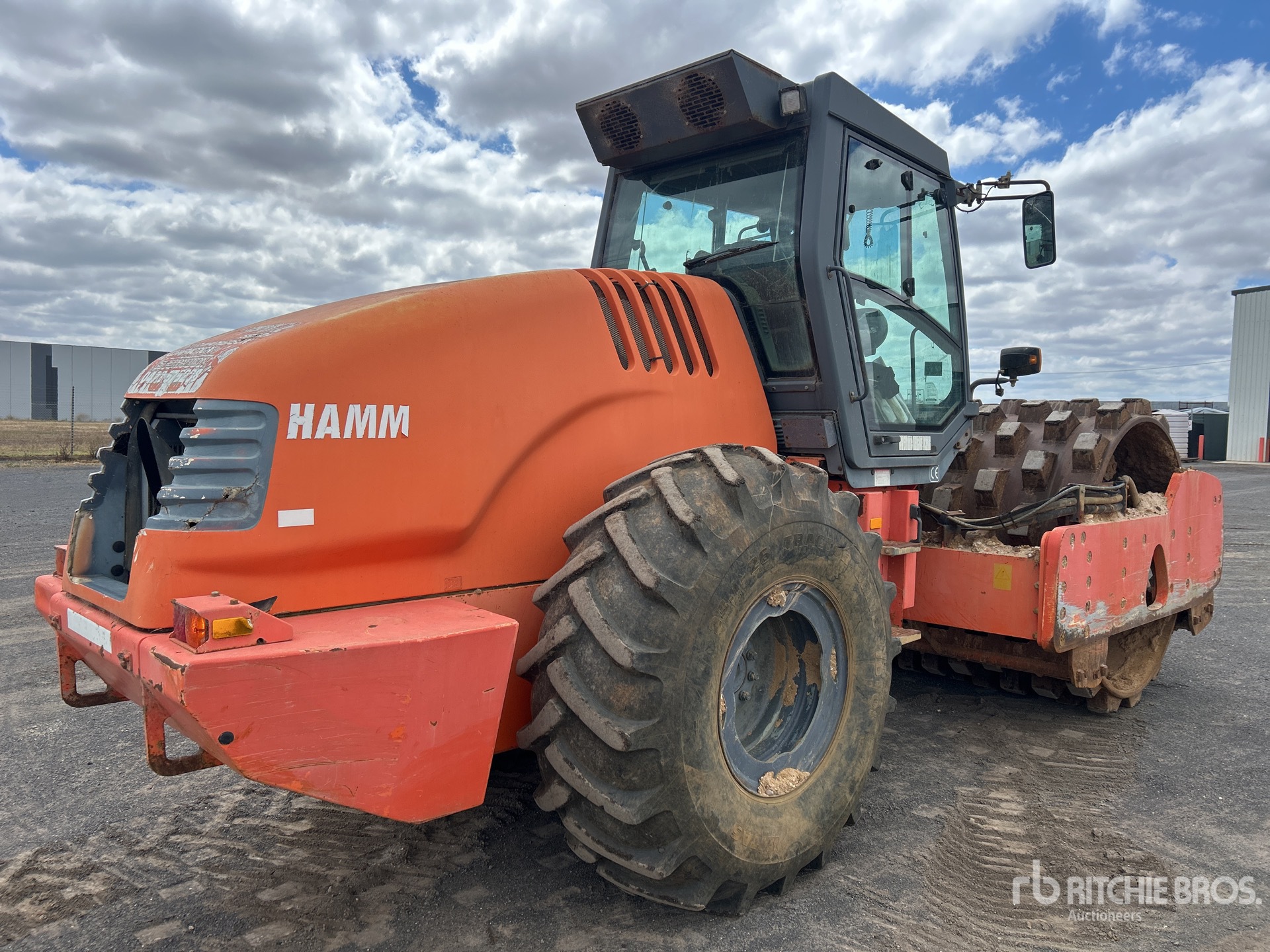 General Appearance with Image, coin arrière droit