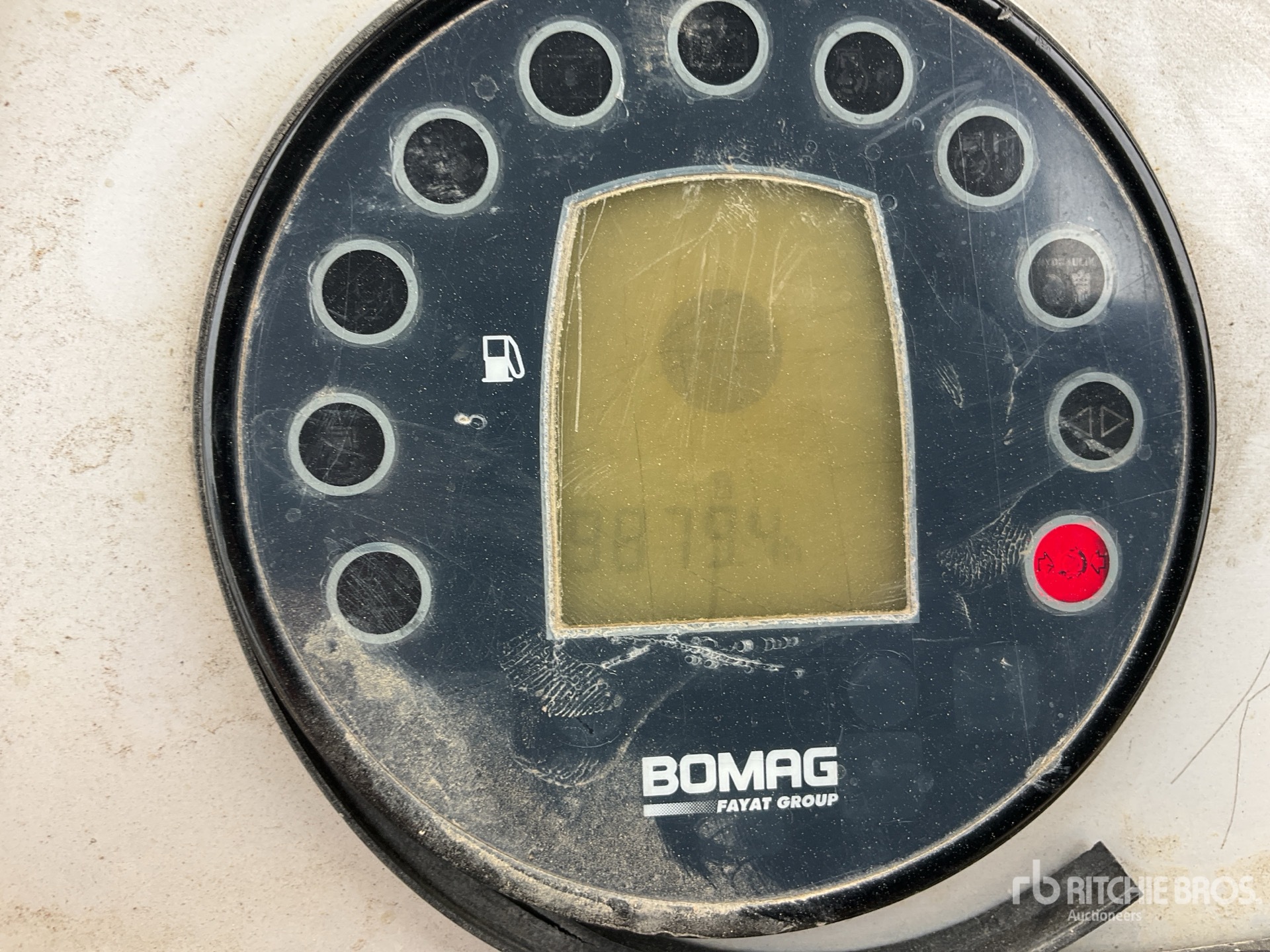 General Appearance with Hour Meter / Odometer