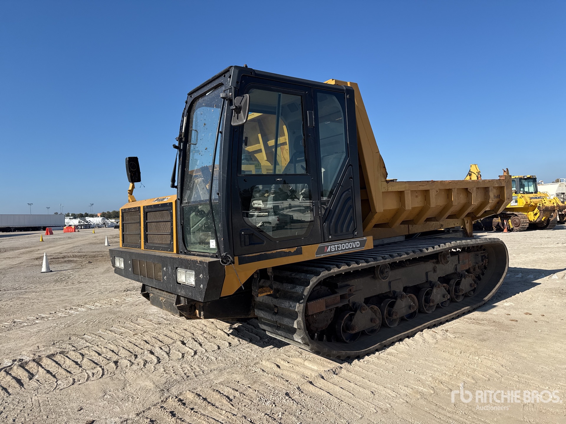 General Appearance with Bild, Ecke vorne links