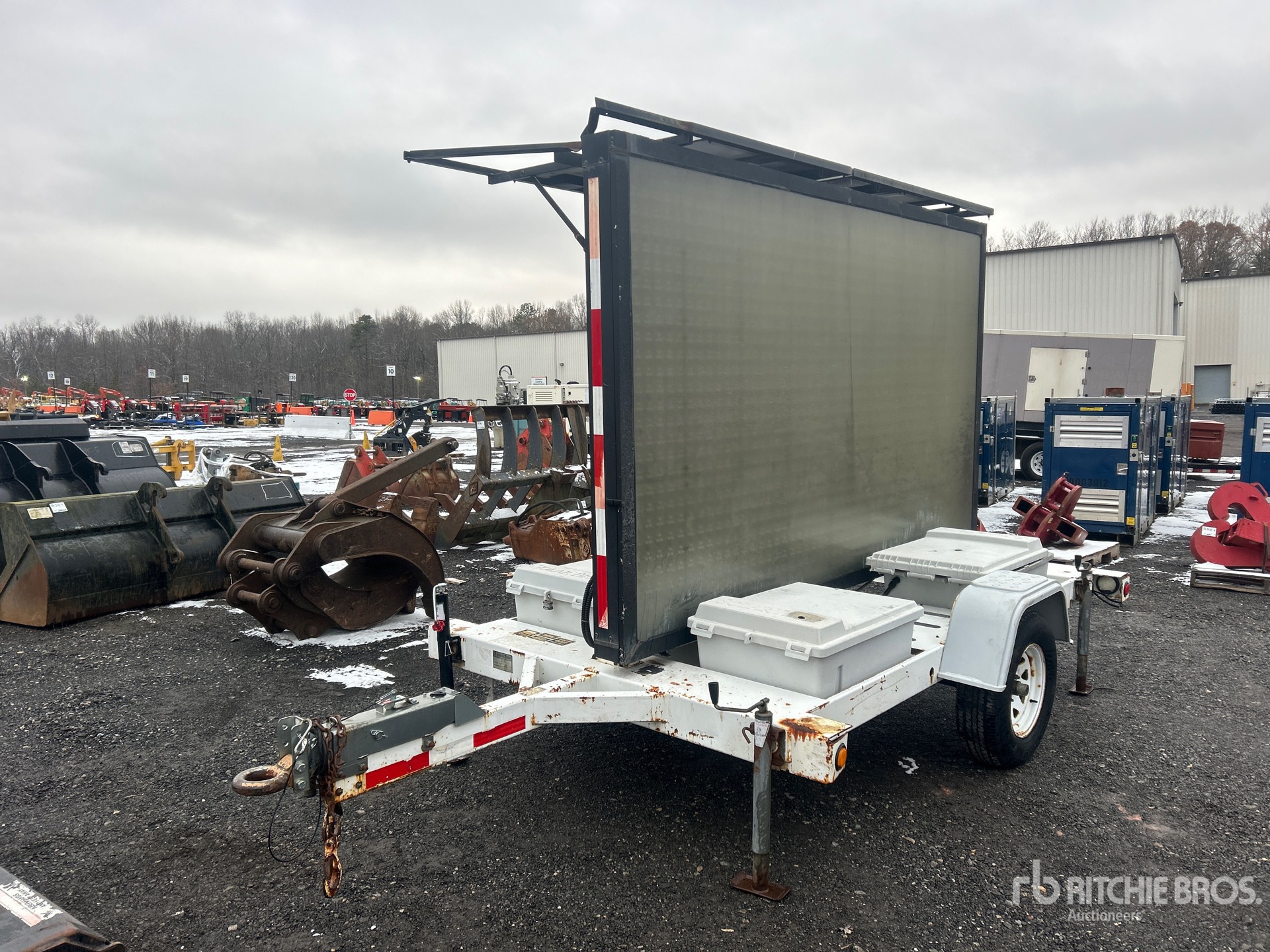 General Appearance with Picture, Left Front Corner