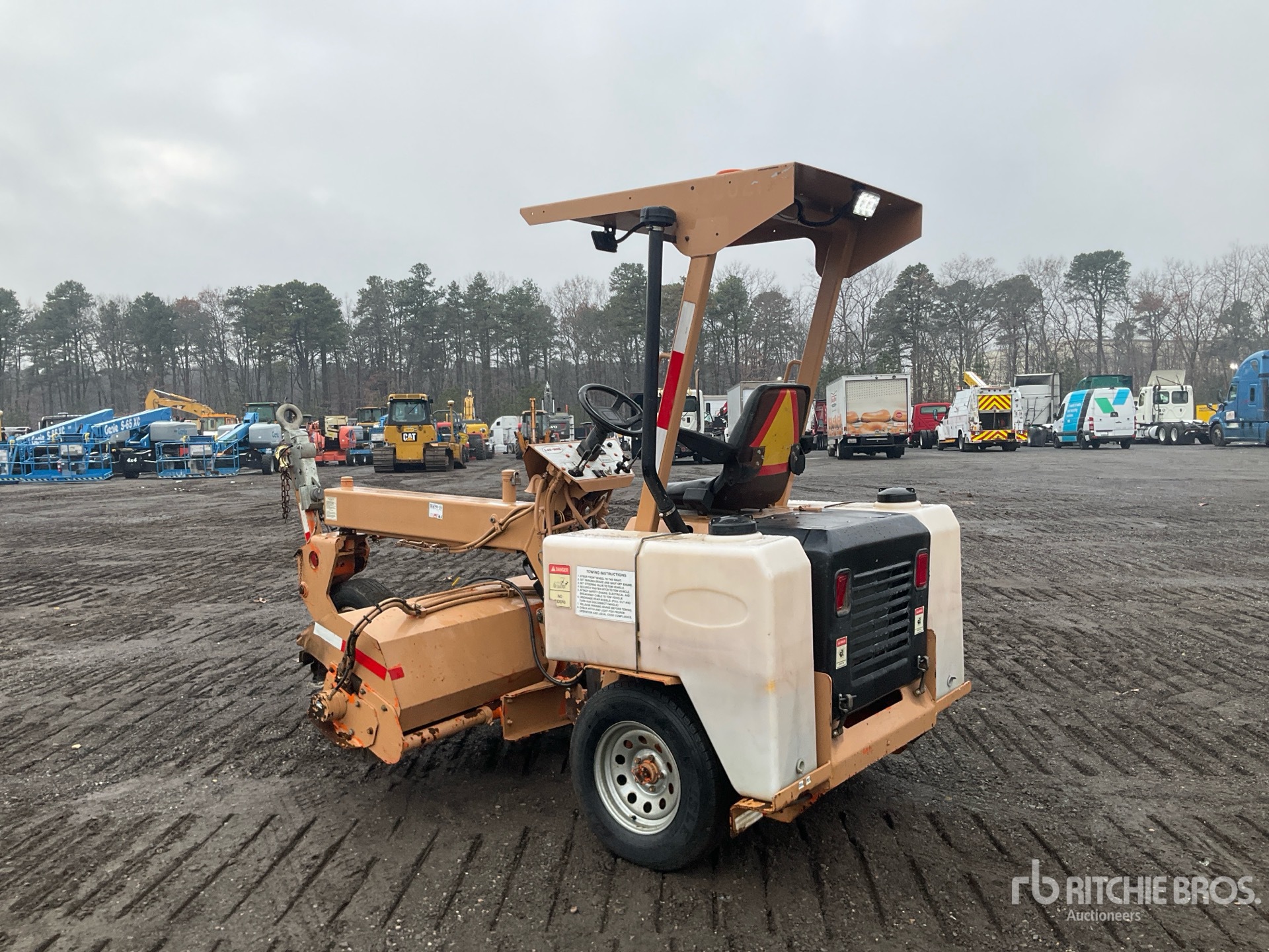 General Appearance with Bild, Ecke hinten links