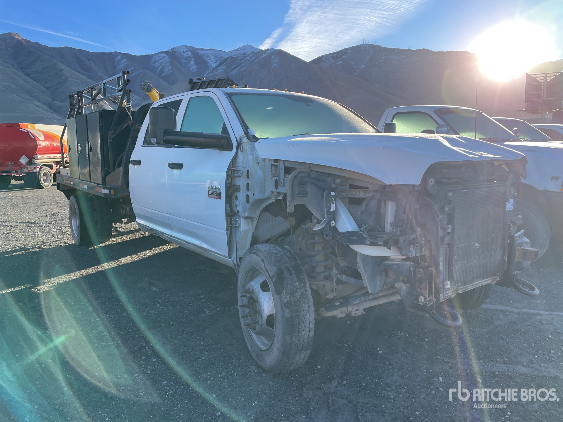 General Appearance with Picture, Right Front Corner