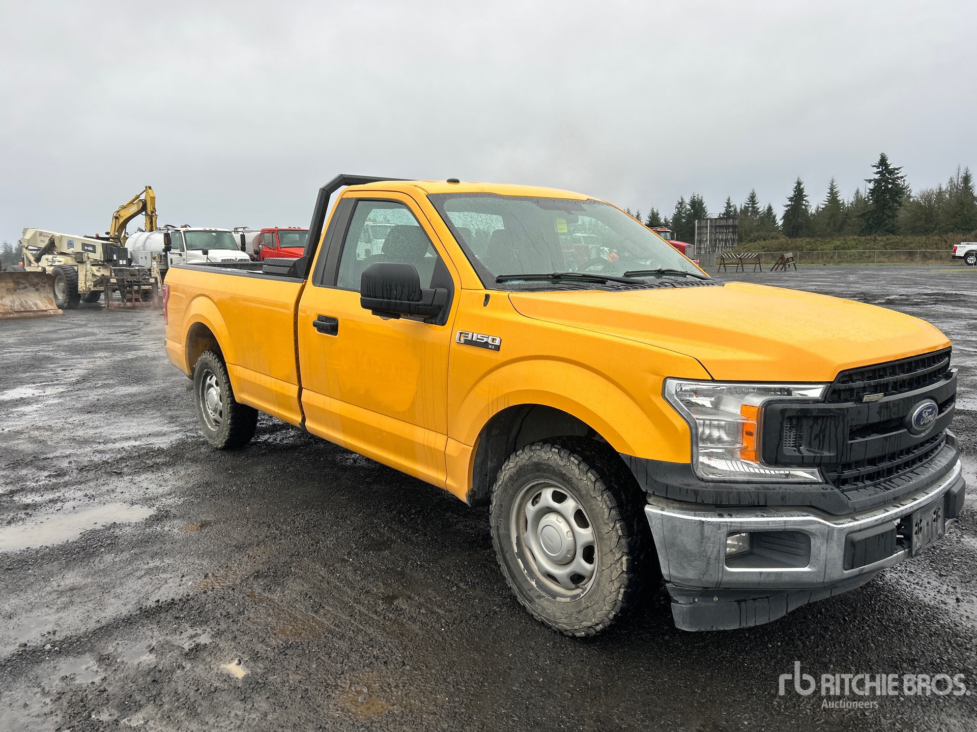 General Appearance with Picture, Right Front Corner