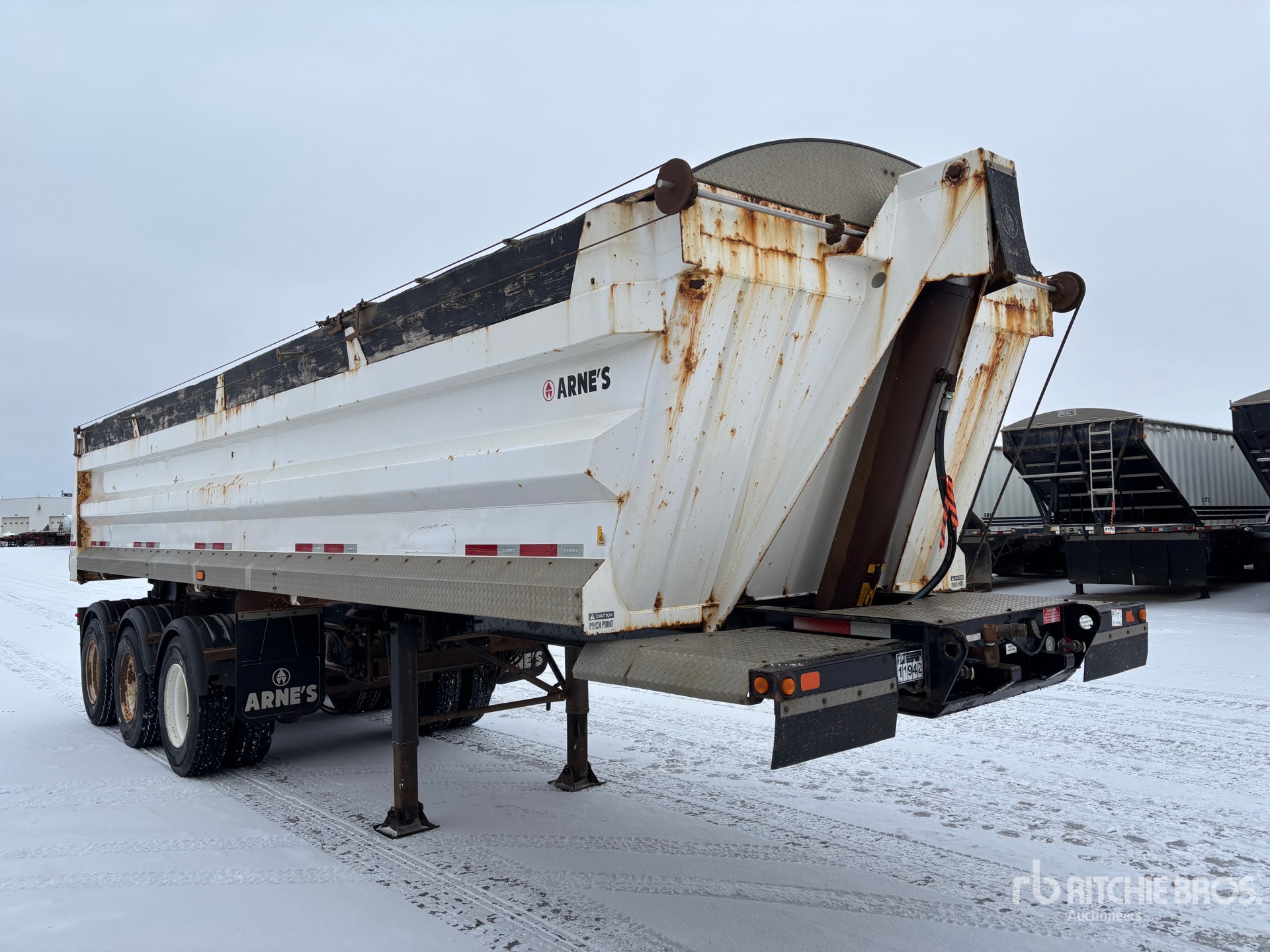 General Appearance with Bild, Ecke vorne rechts