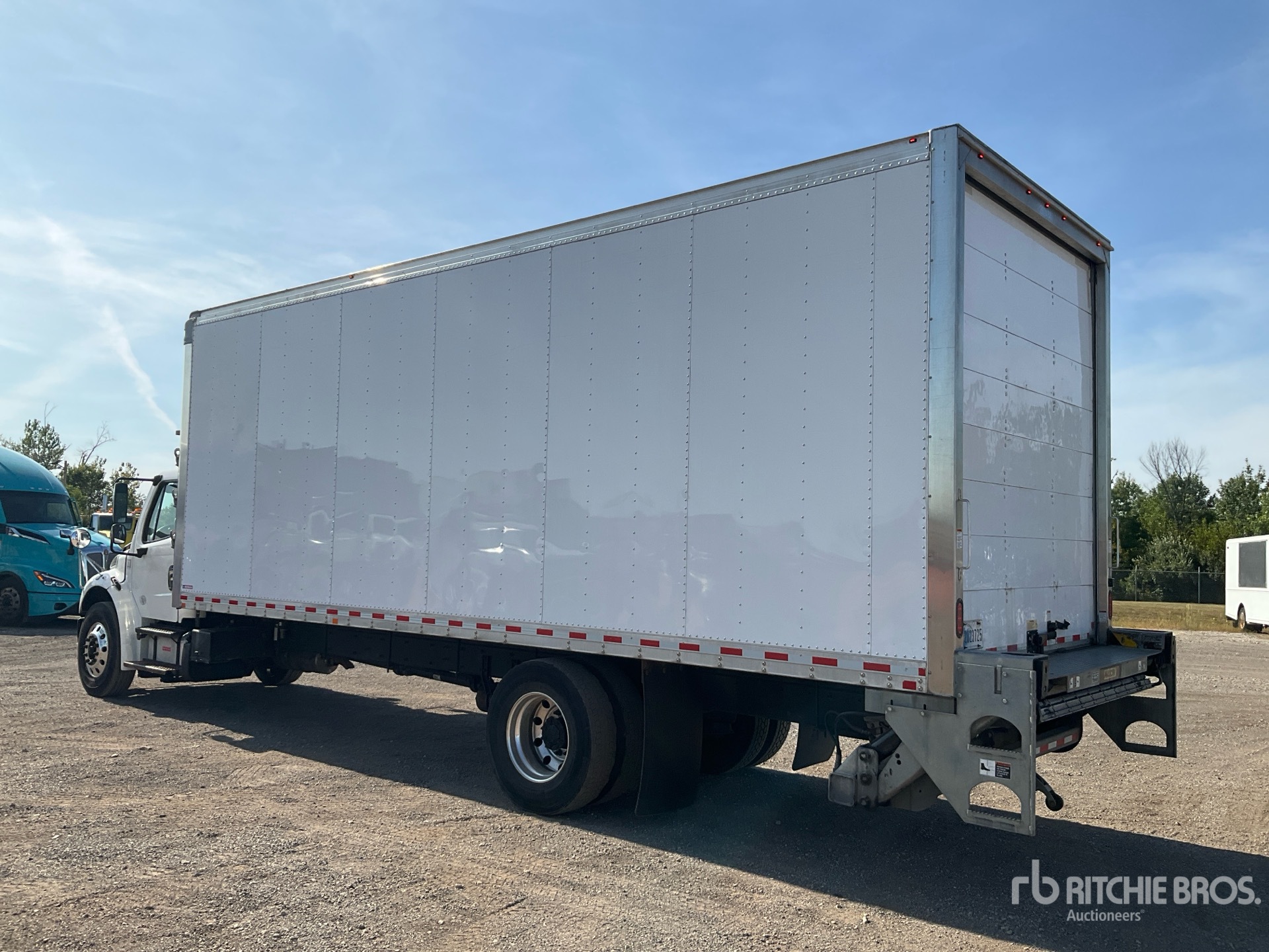 General Appearance with Imagen: esquina trasera izquierda