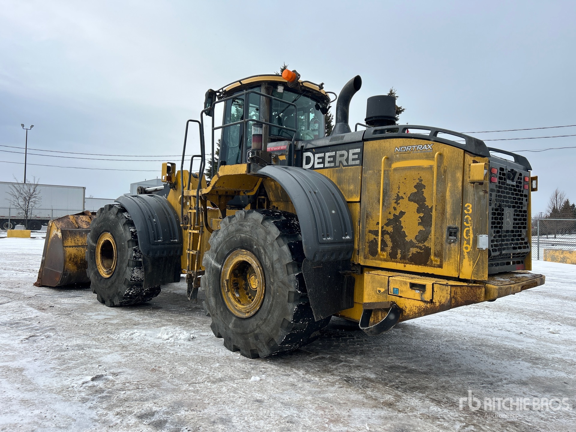 General Appearance with Imagen: esquina trasera izquierda