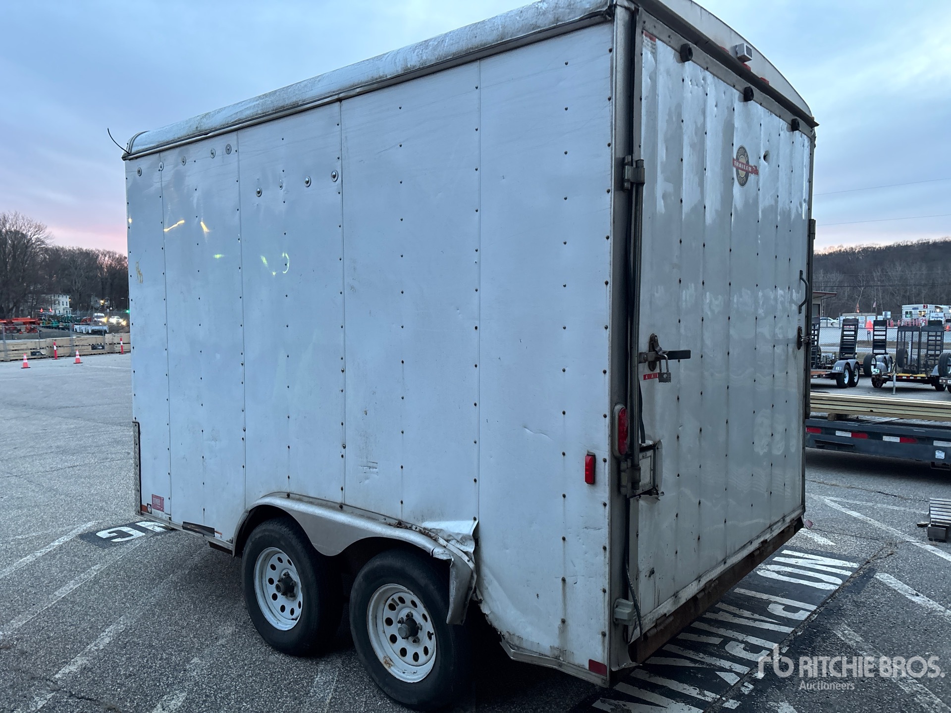 General Appearance with Imagen: esquina trasera izquierda