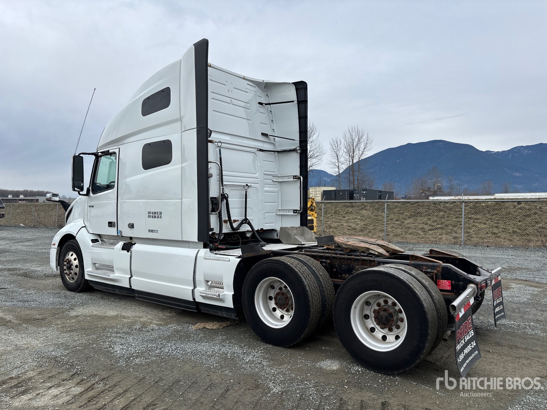 General Appearance with Picture, Left Rear Corner