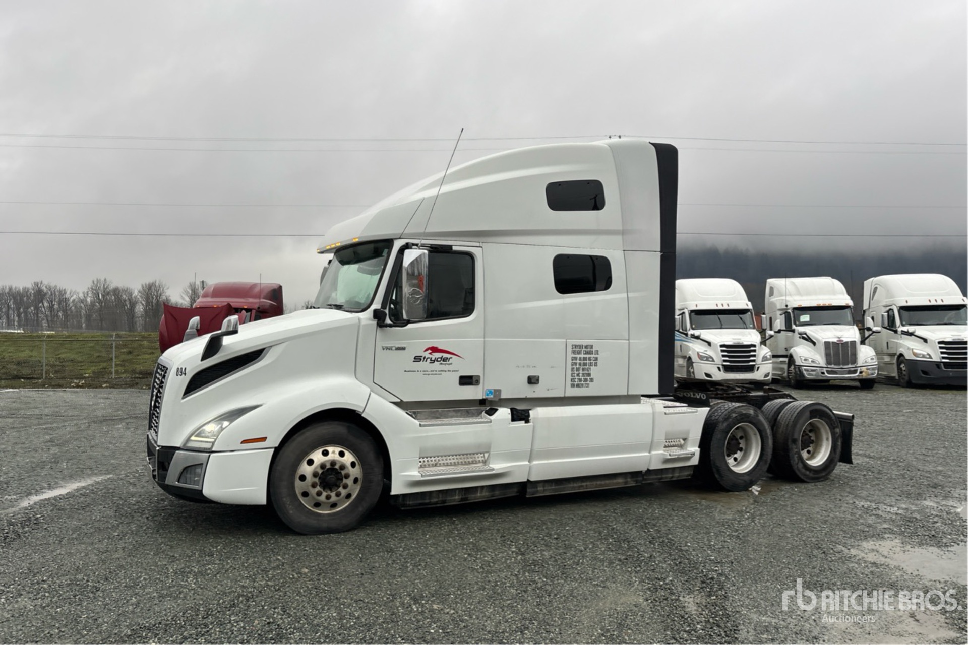 General Appearance with Bild, Ecke vorne links