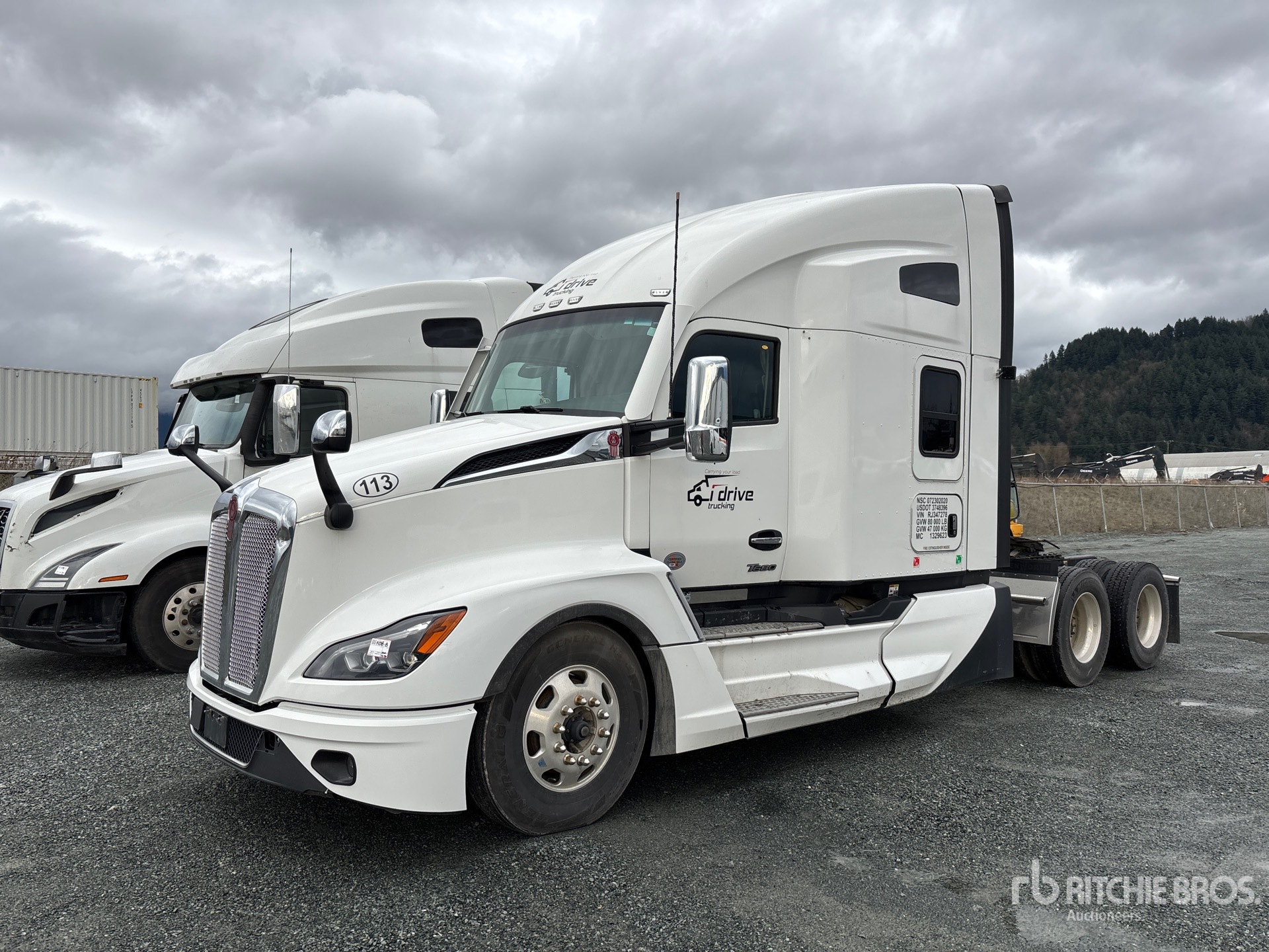 General Appearance with Picture, Left Front Corner