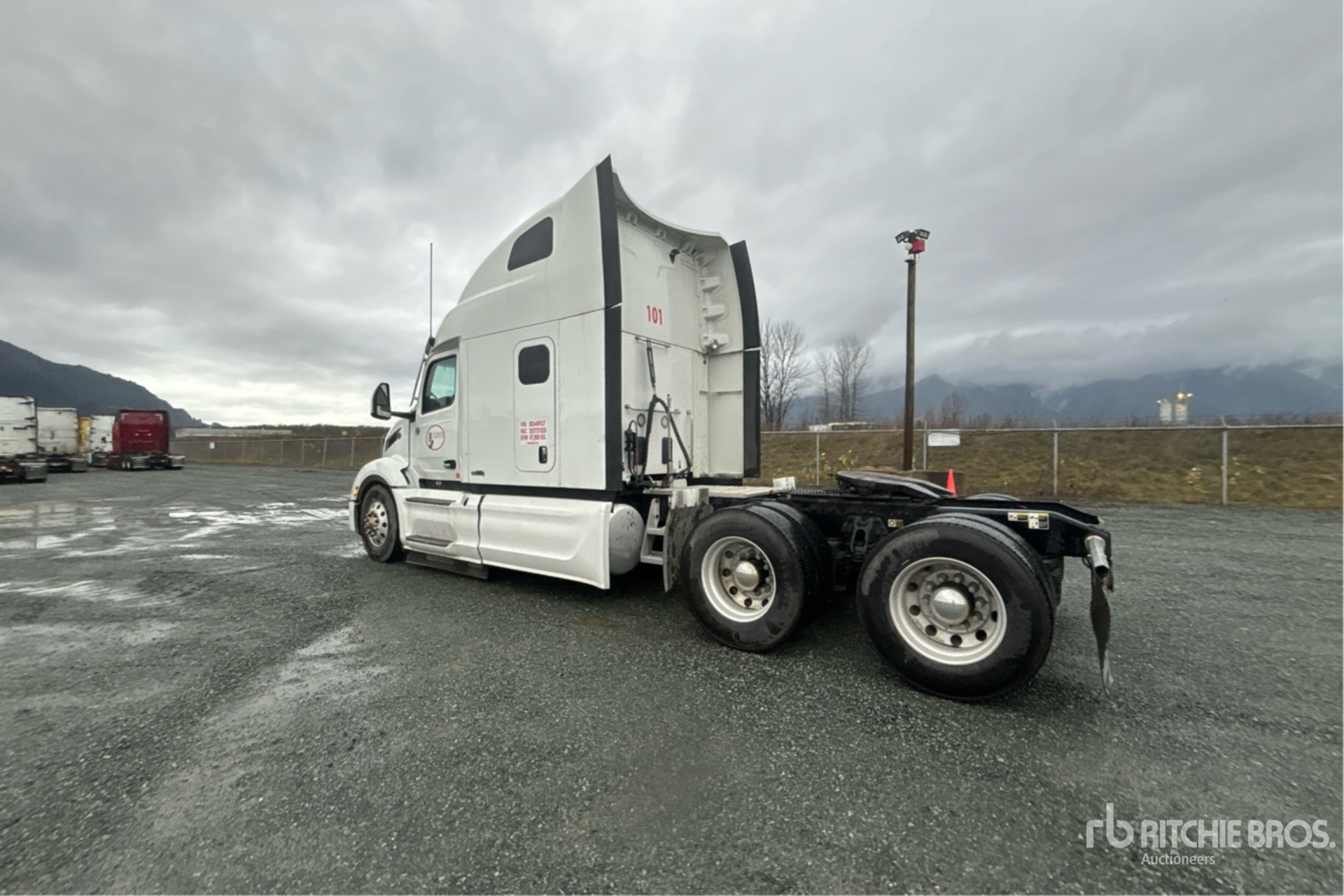 General Appearance with Picture, Left Rear Corner