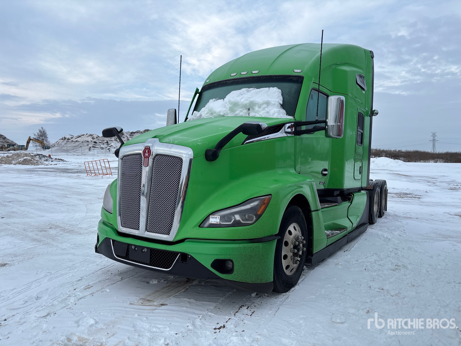 General Appearance with Picture, Left Front Corner