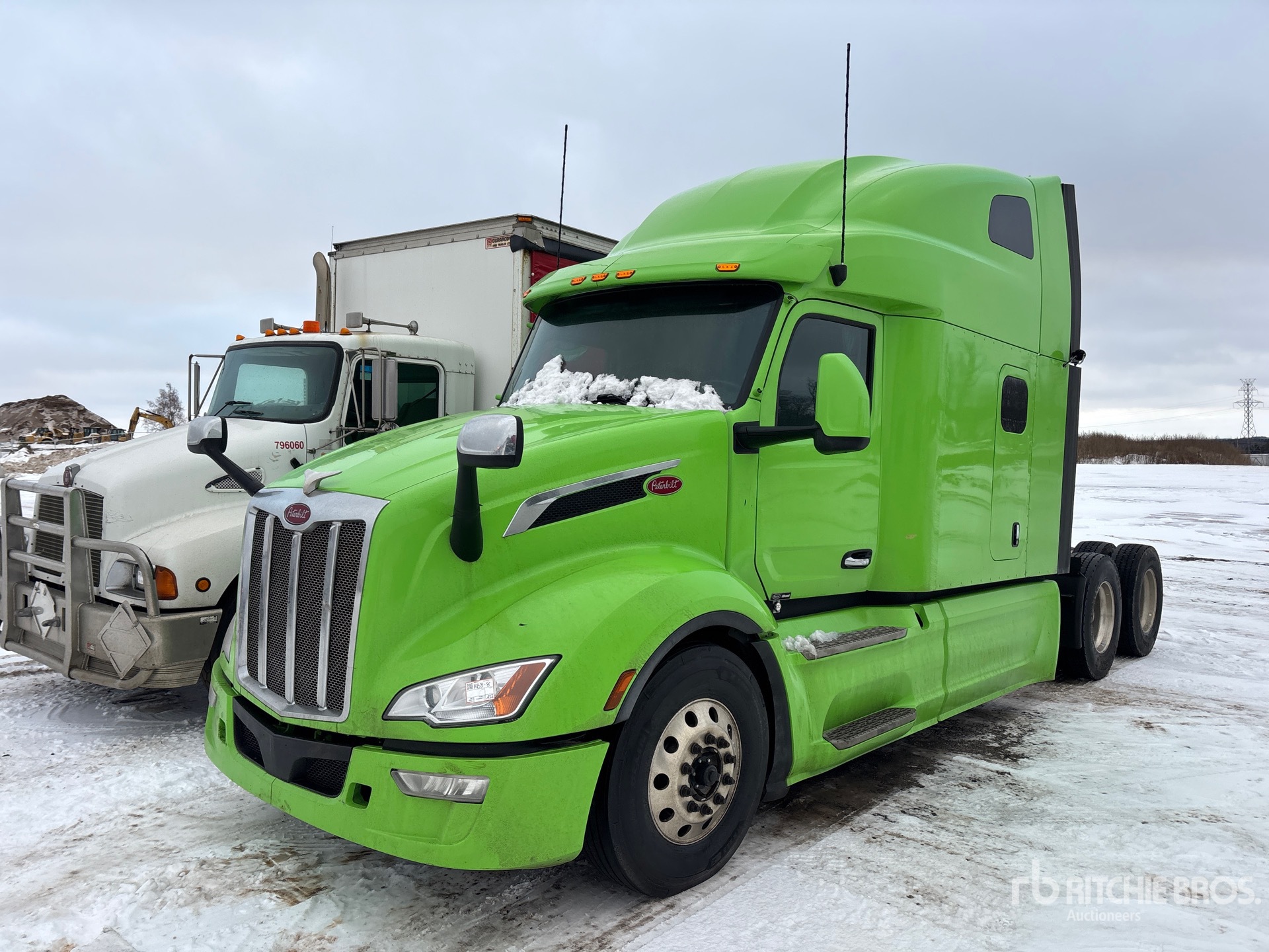 General Appearance with Image, coin avant gauche