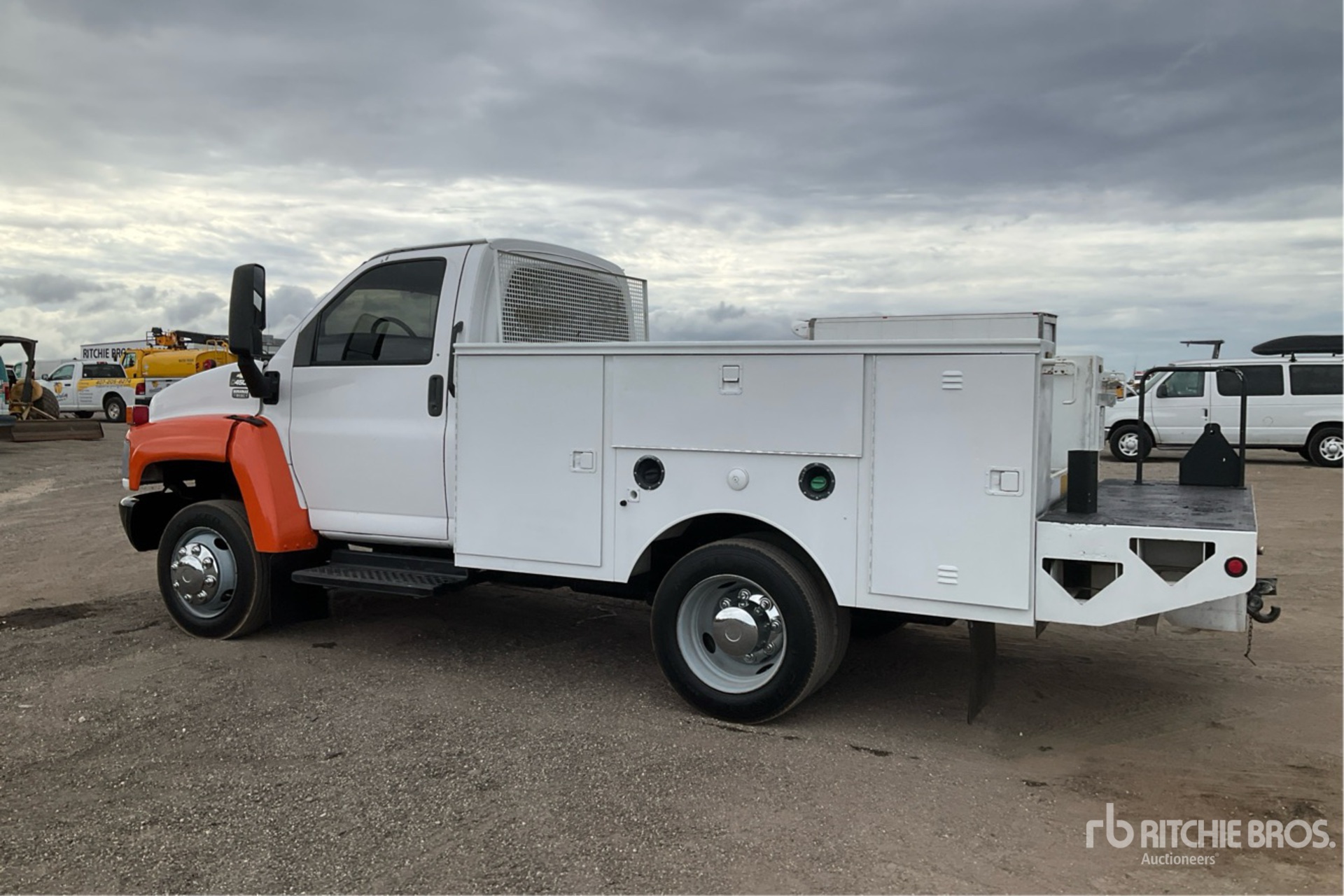 General Appearance with Picture, Left Rear Corner