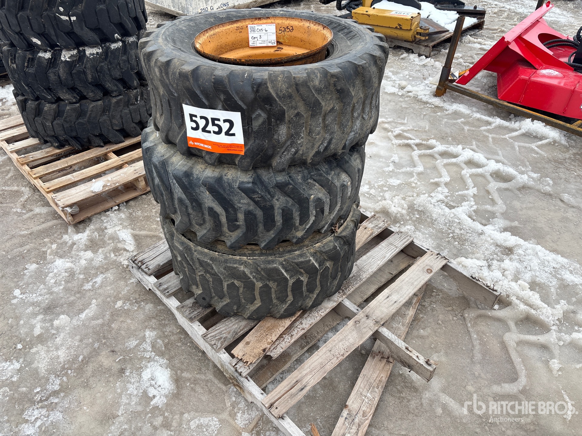 General Appearance with Picture, Left Rear Corner