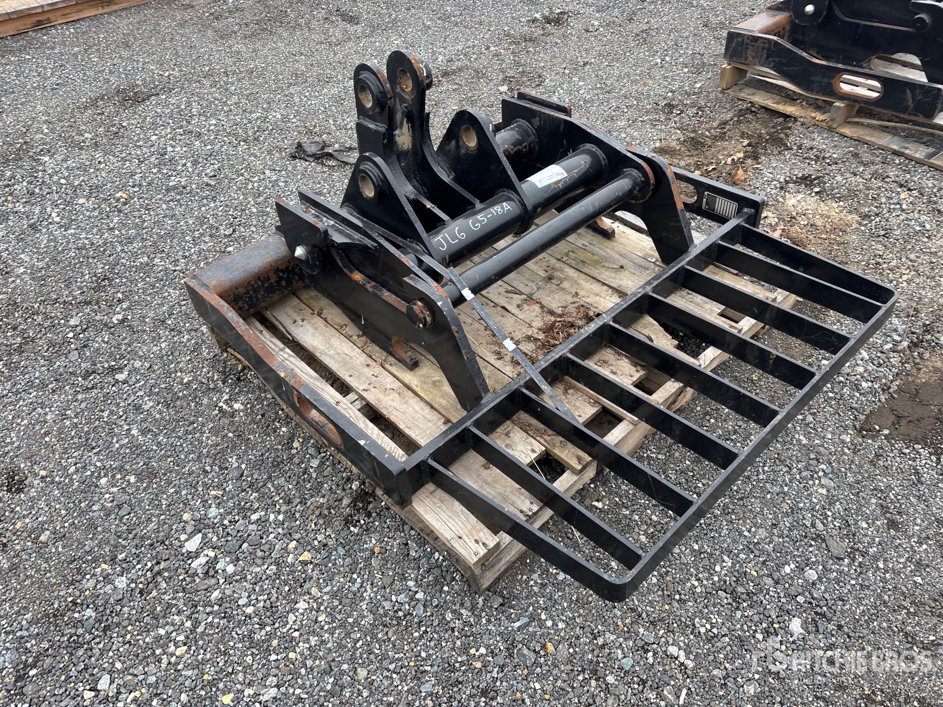 Aspect général with Image, coin avant droit