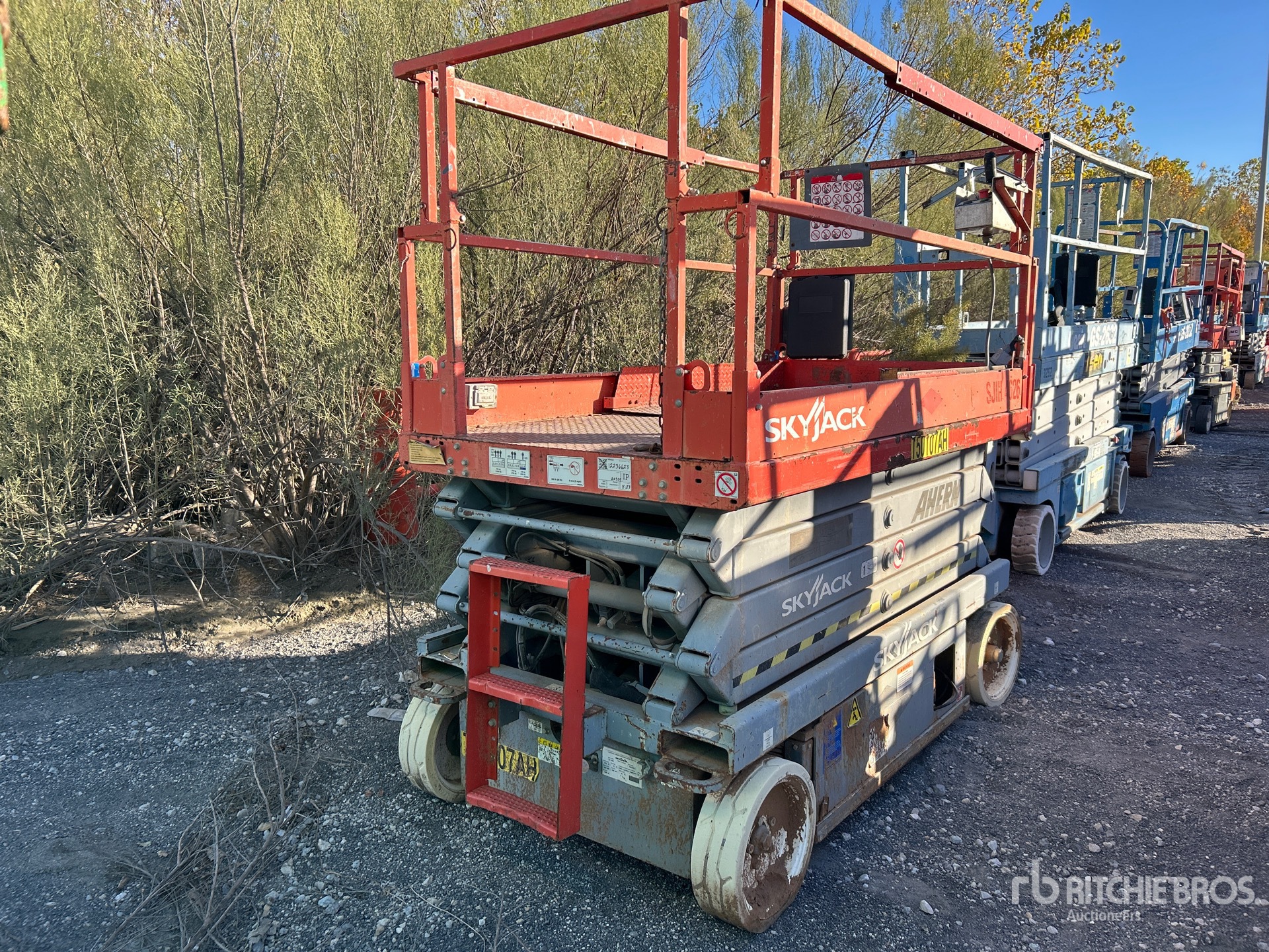 General Appearance with Imagen: esquina trasera derecha