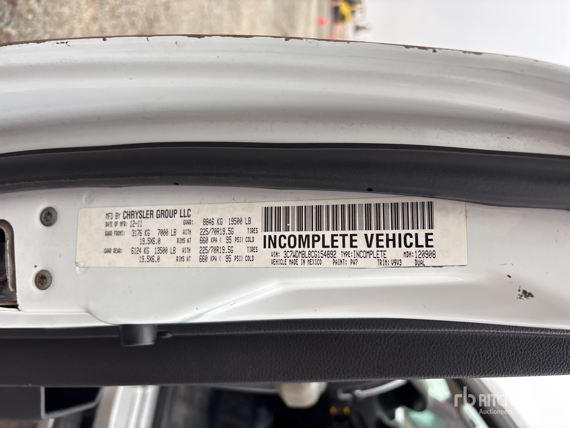 General Appearance with Numéro de série/Numéro d'identification du véhicule automobile