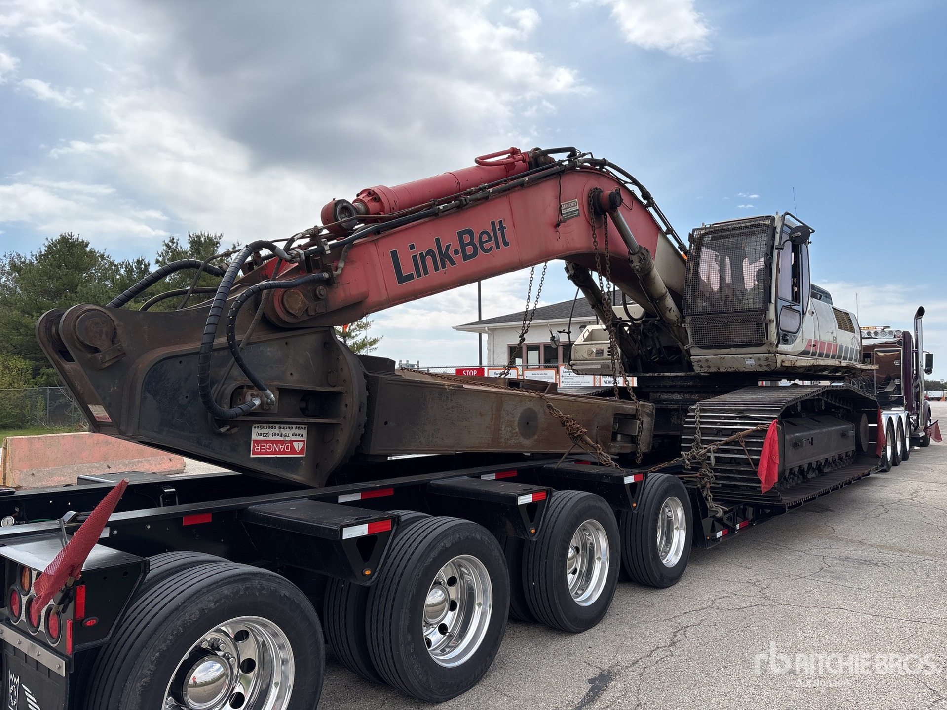 Photo of a  Link-Belt 460LX