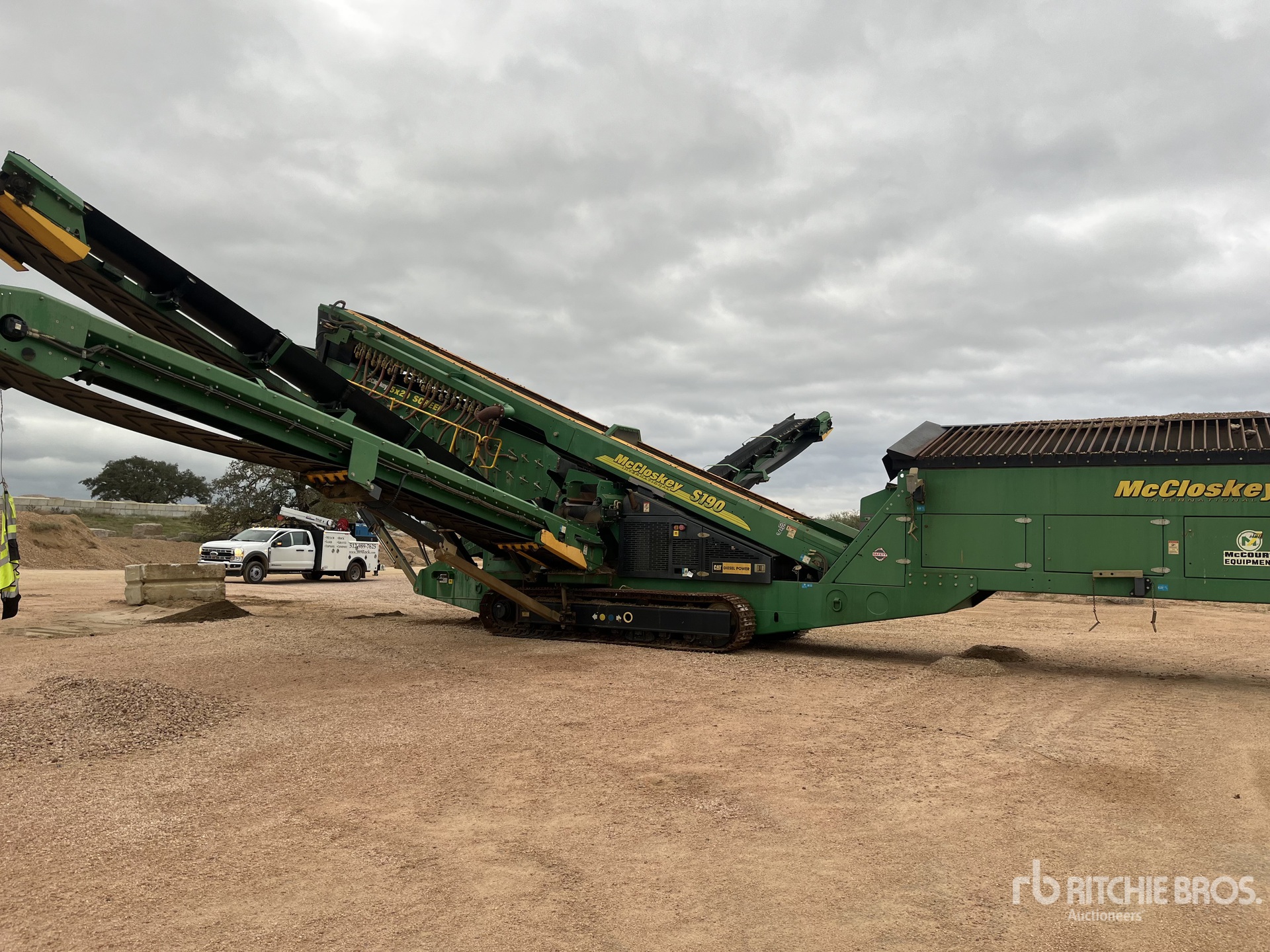 General Appearance with Featured Photo