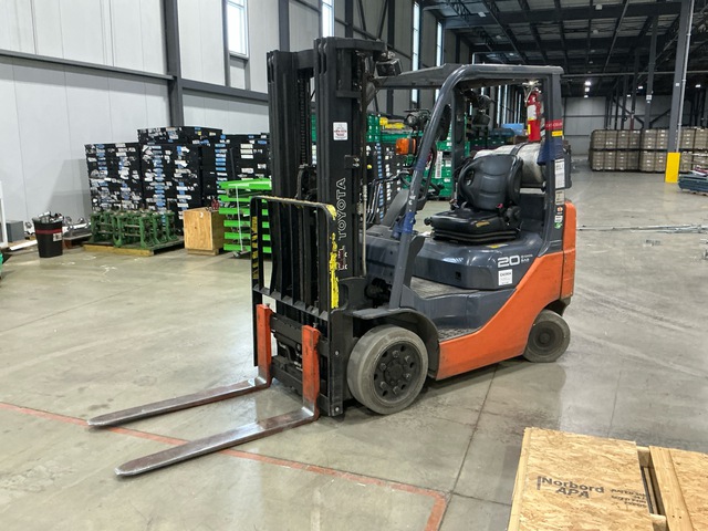 2015 Toyota 8FGCU20 3950 lb Cushion Tire Forklift