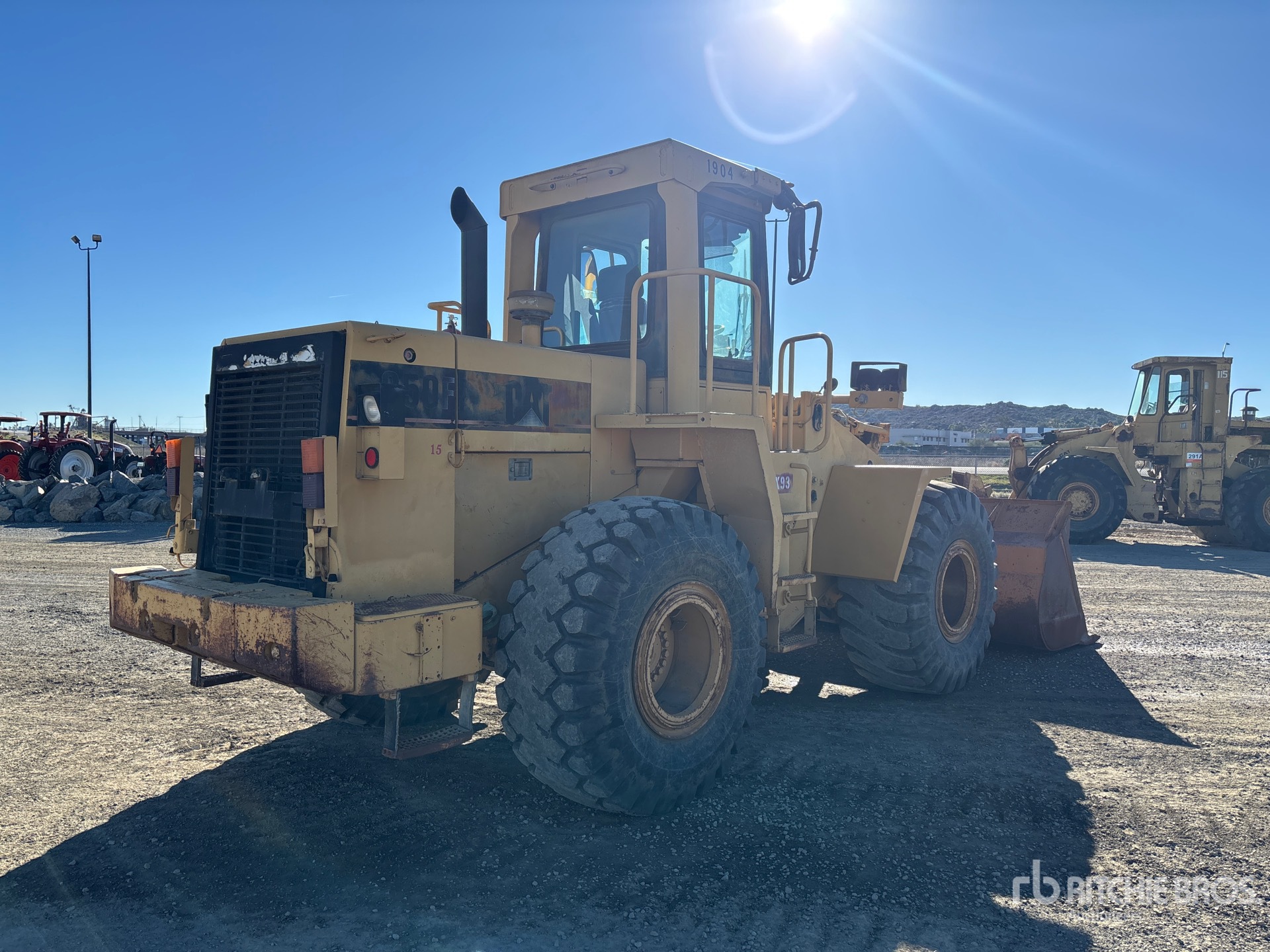 General Appearance with Imagen: esquina trasera derecha