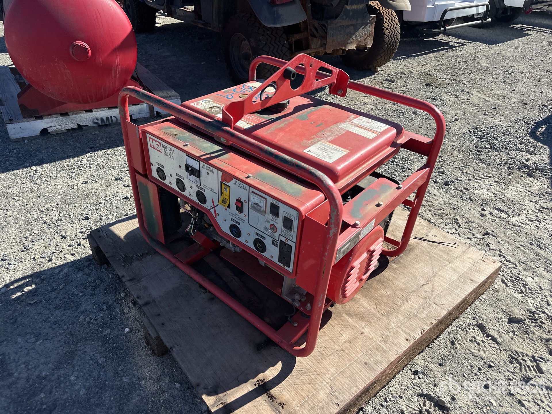 General Appearance with Picture, Left Front Corner