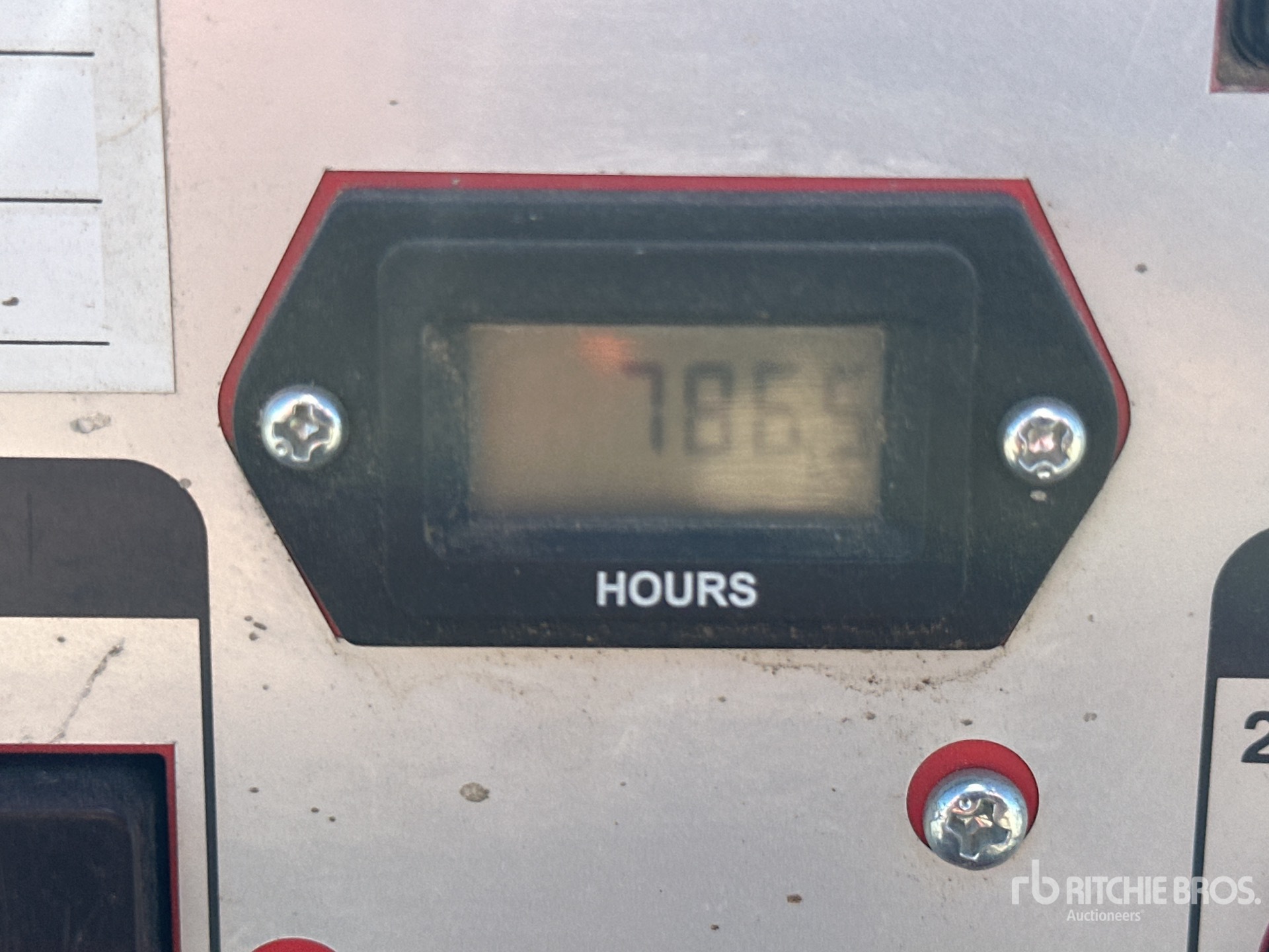 General Appearance with Hour Meter / Odometer