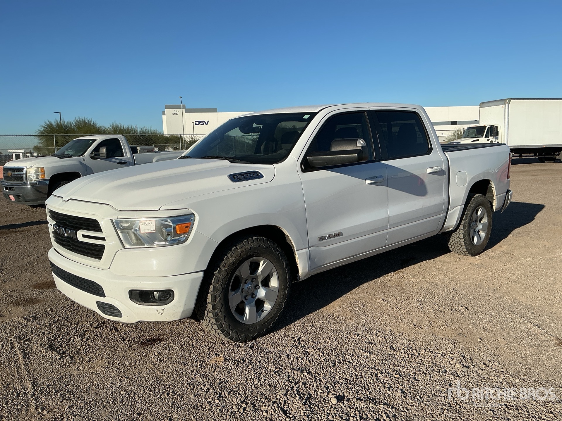 General Appearance with Picture, Left Front Corner