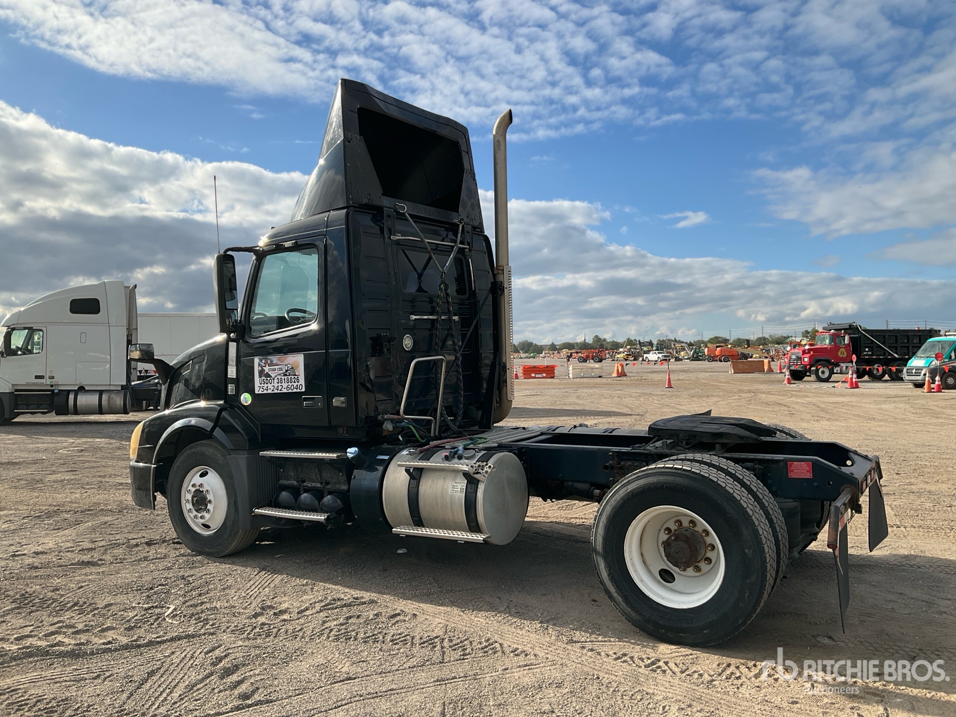 General Appearance with Imagen: esquina trasera izquierda