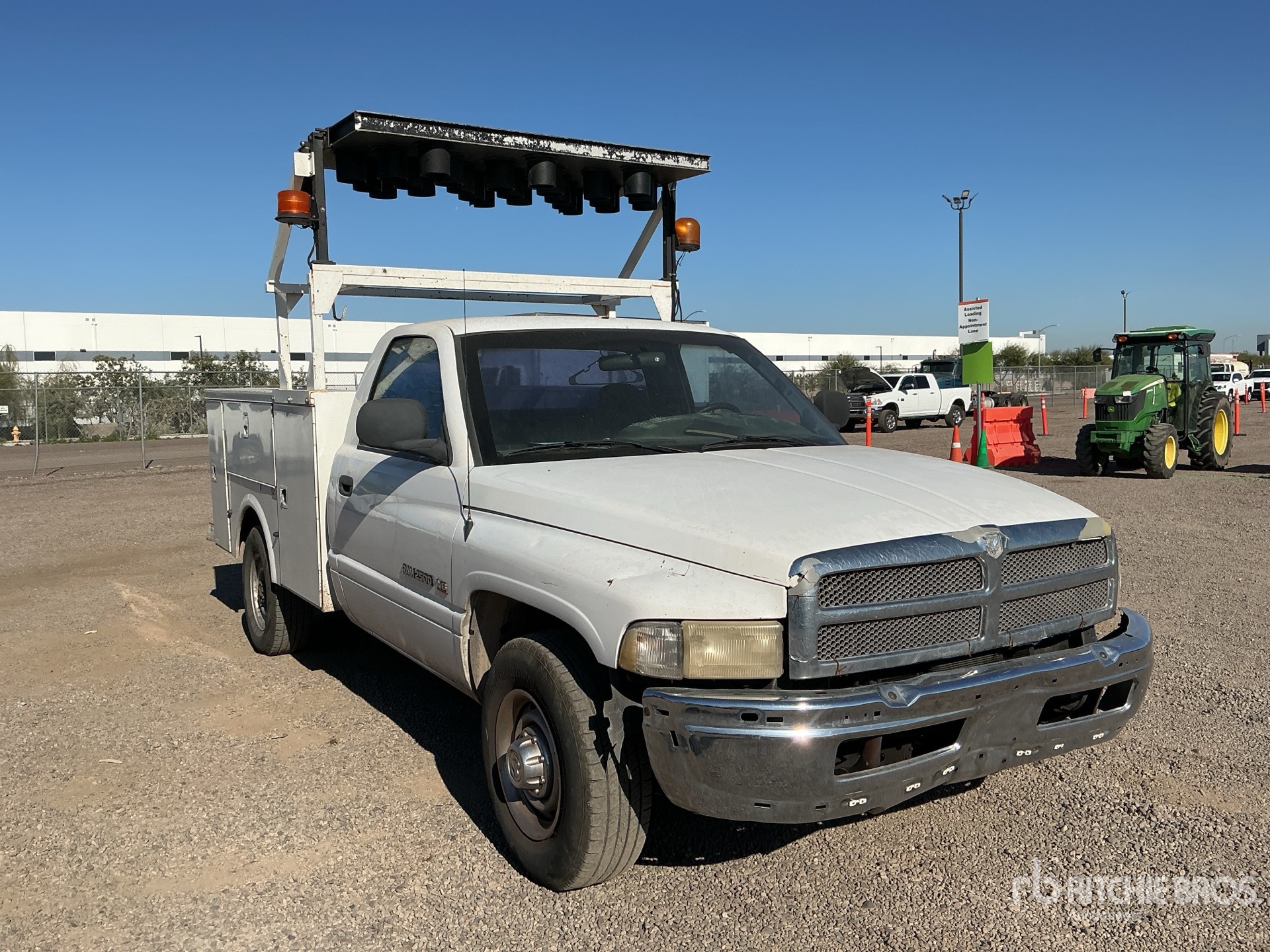 General Appearance with Picture, Right Front Corner