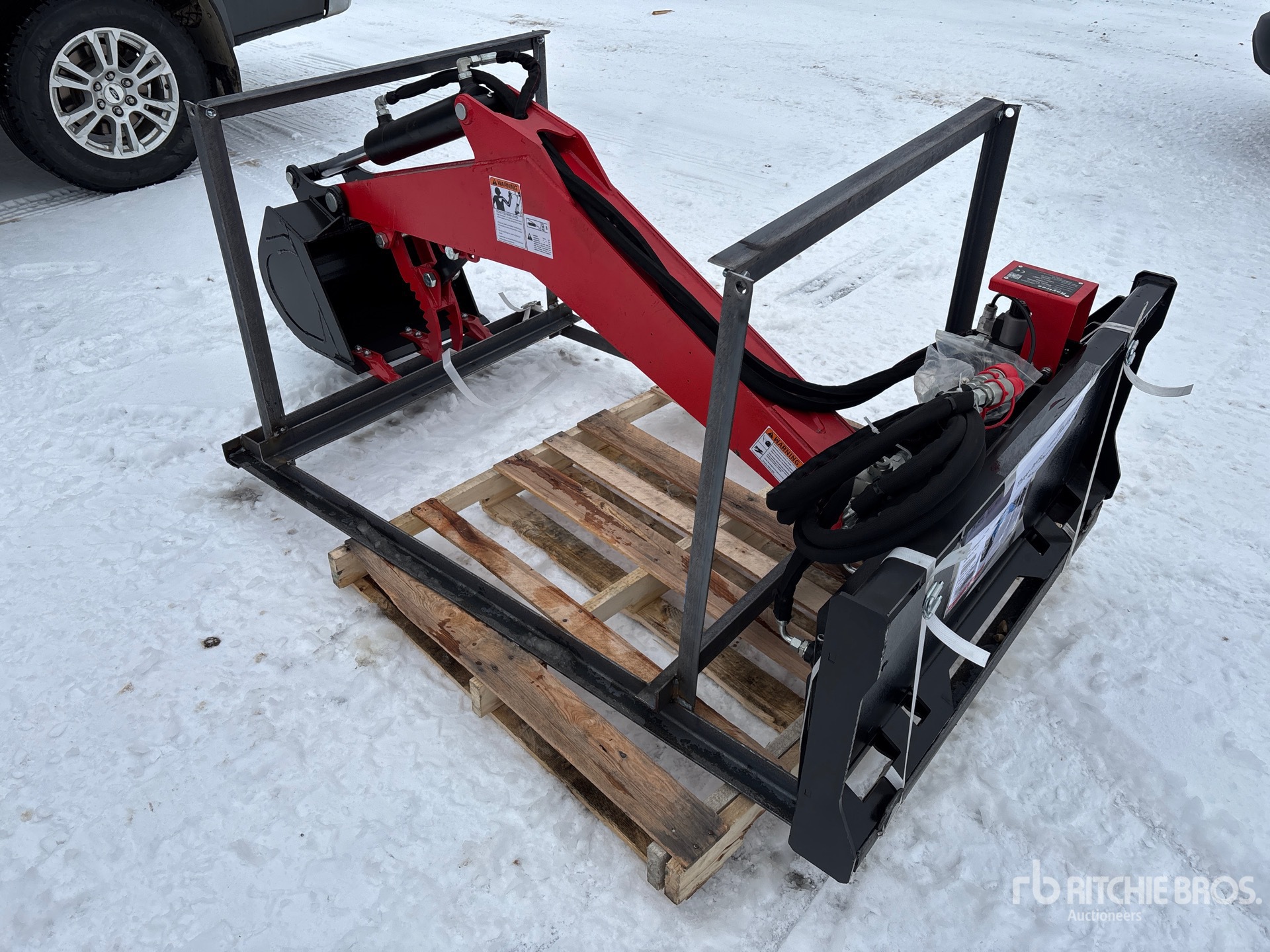 General Appearance with Picture, Right Rear Corner