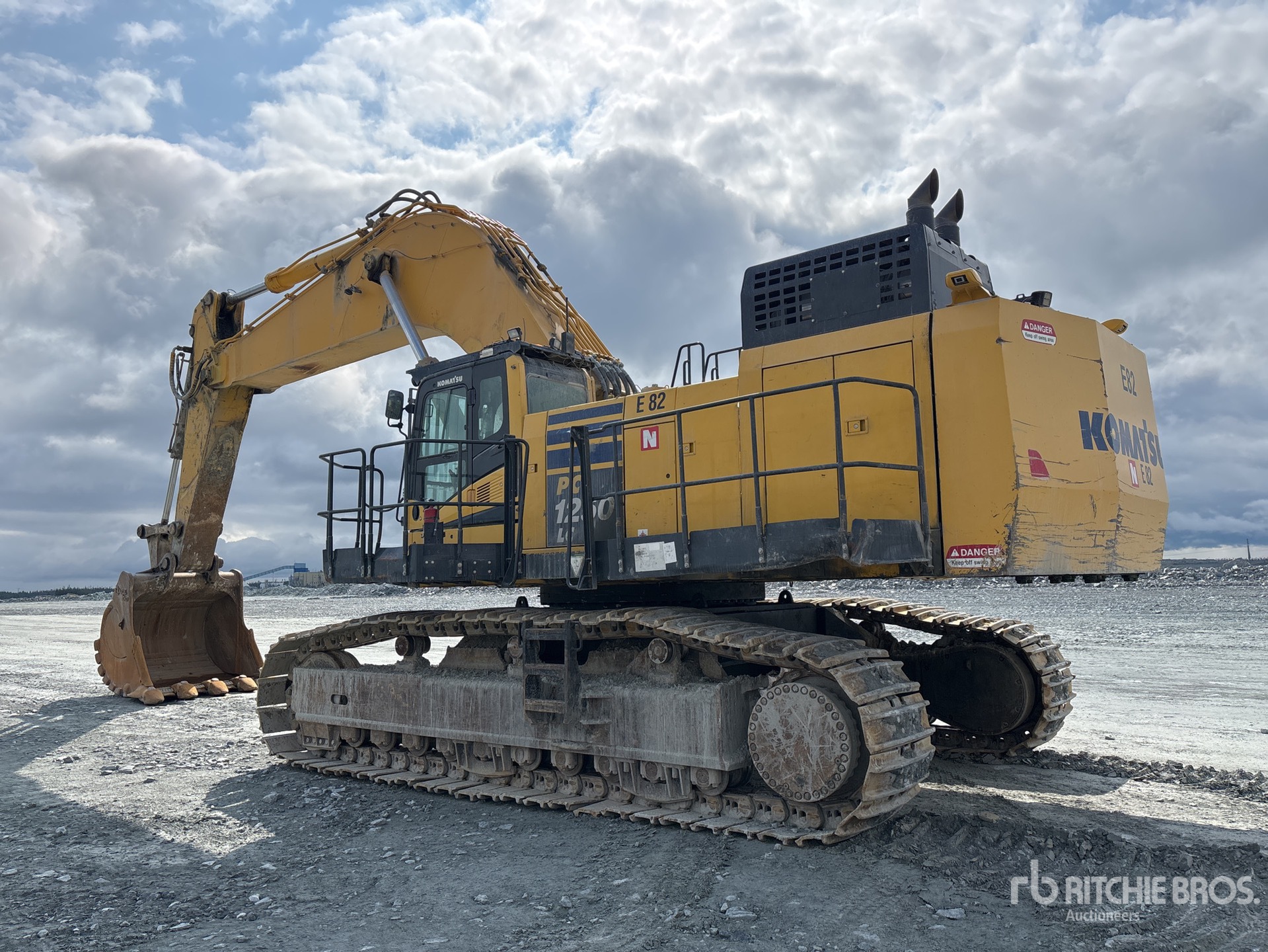 General Appearance with Imagen: esquina trasera izquierda