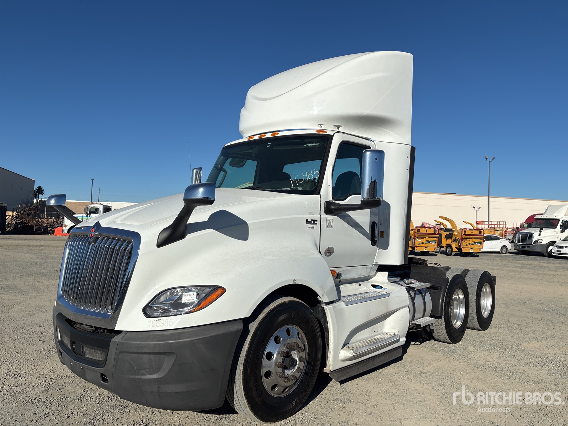 General Appearance with Featured Photo