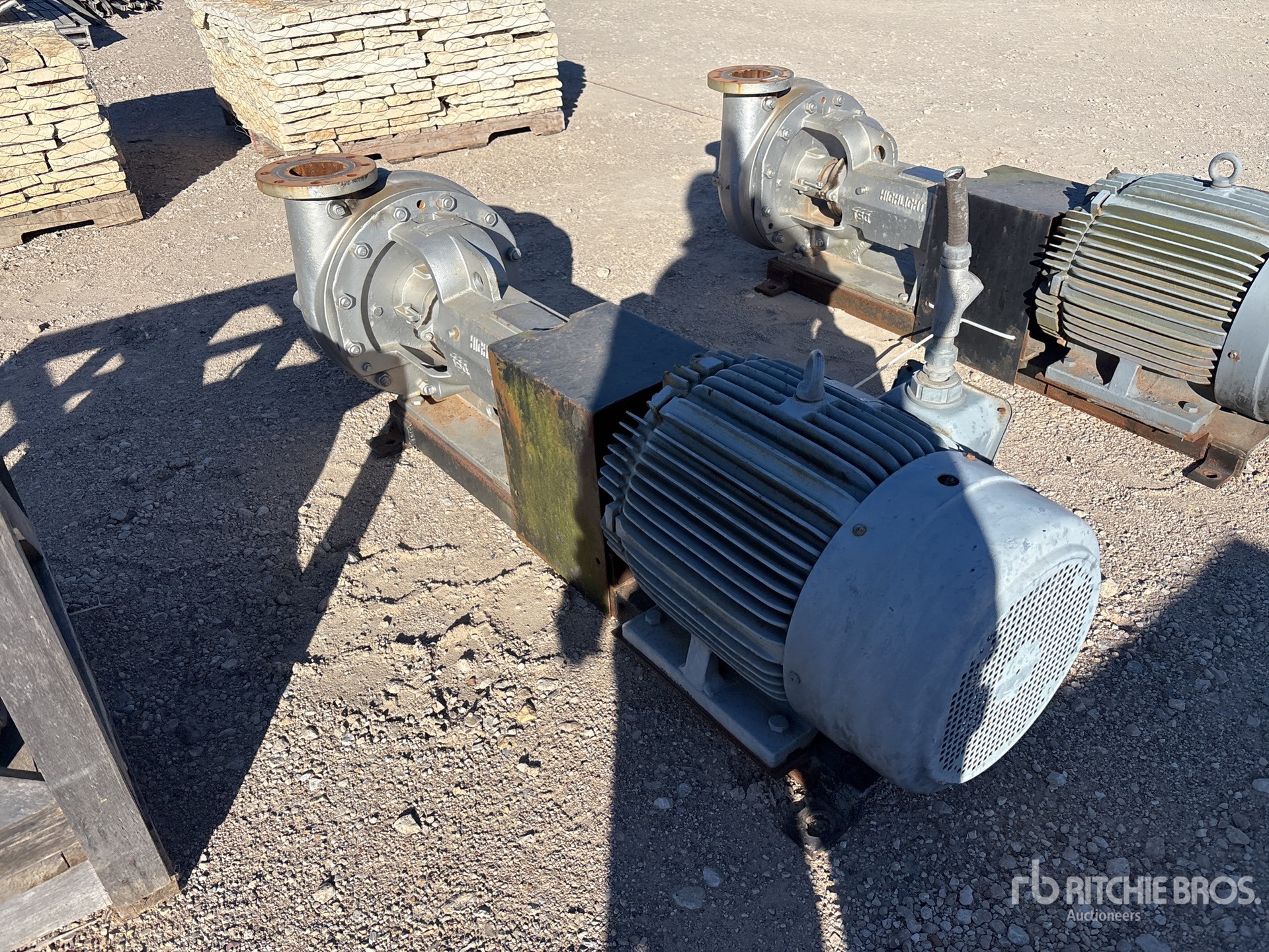 General Appearance with Image, coin avant droit