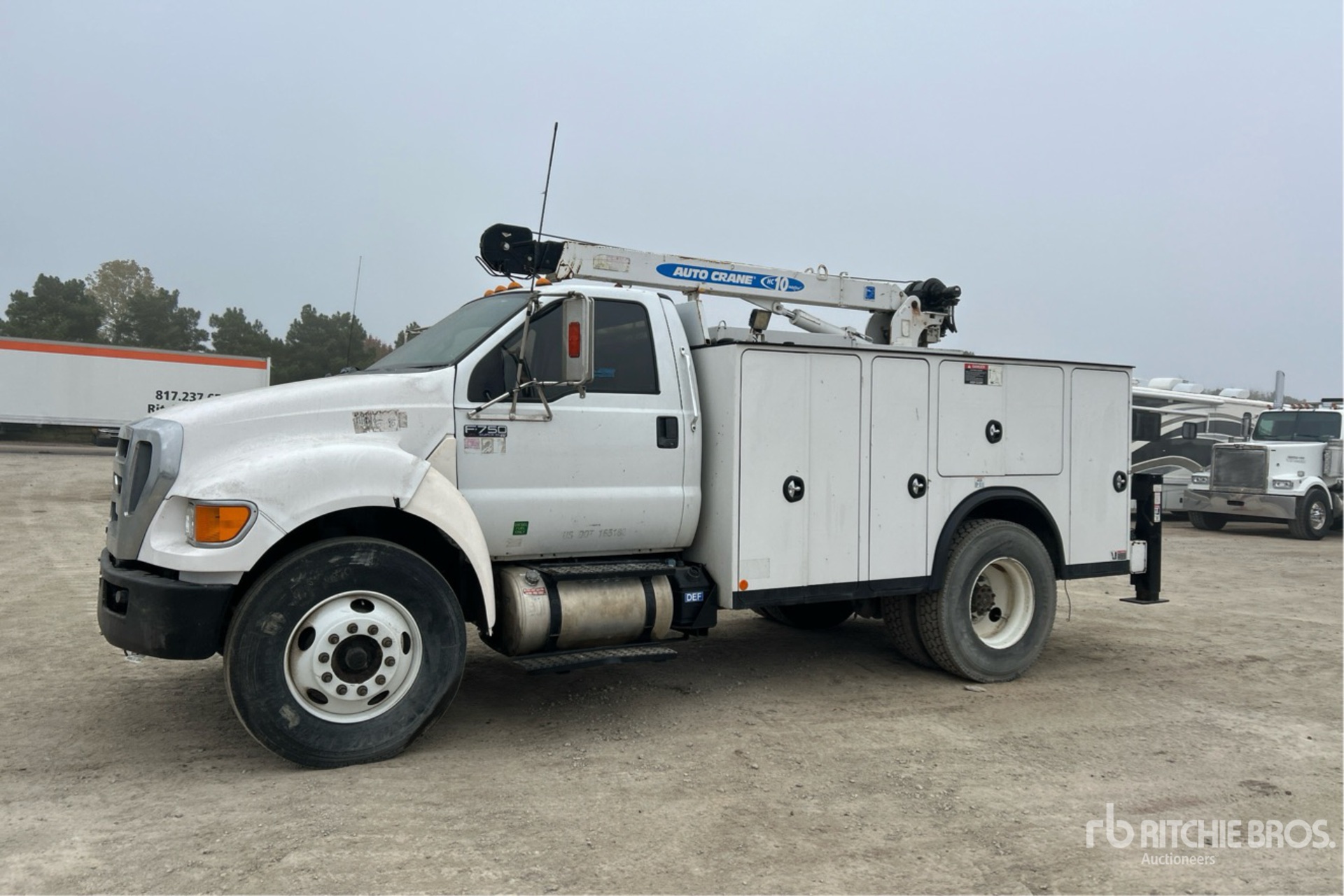 General Appearance with Picture, Left Front Corner