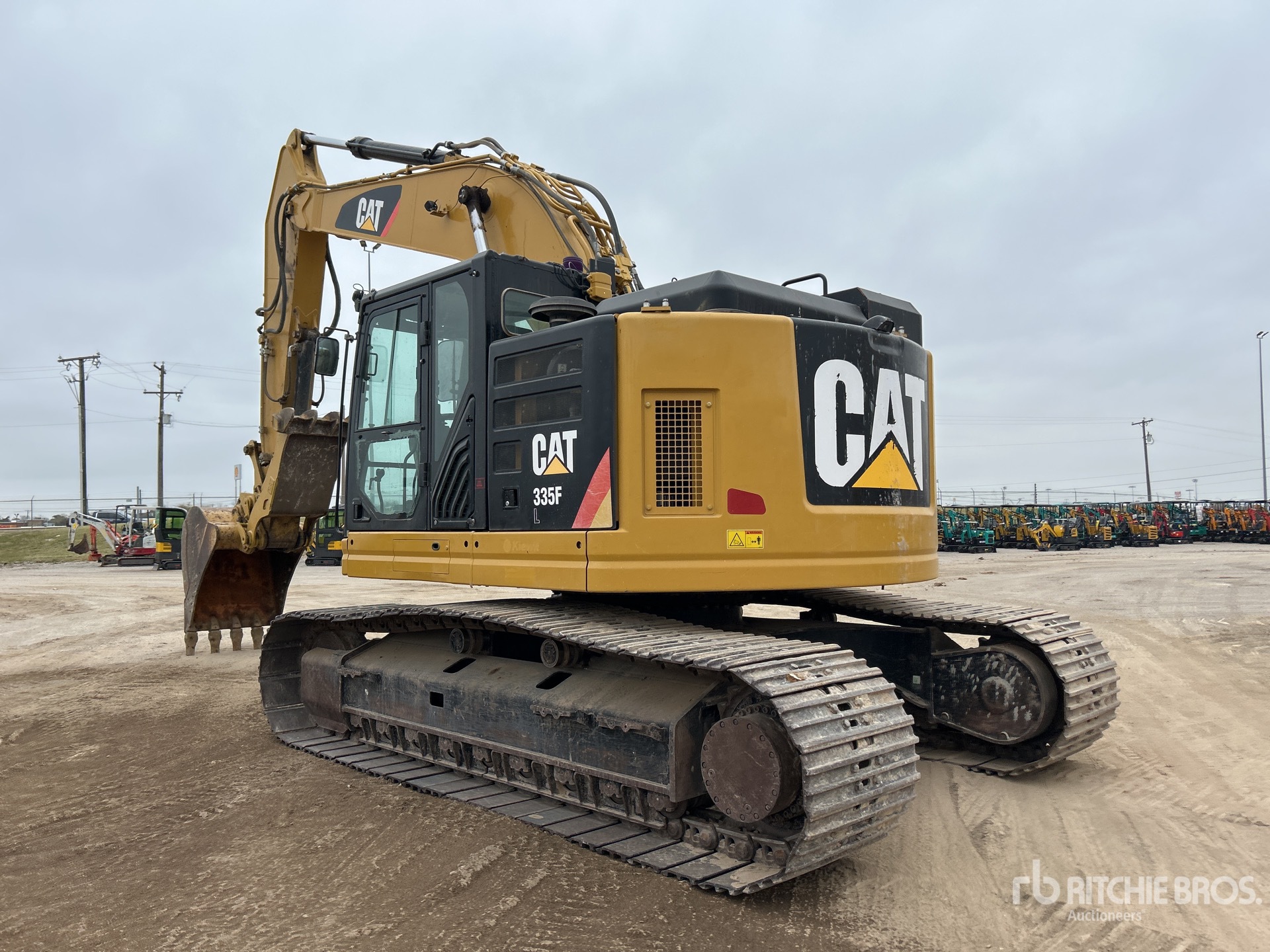 General Appearance with Foto, angolo posteriore sinistro